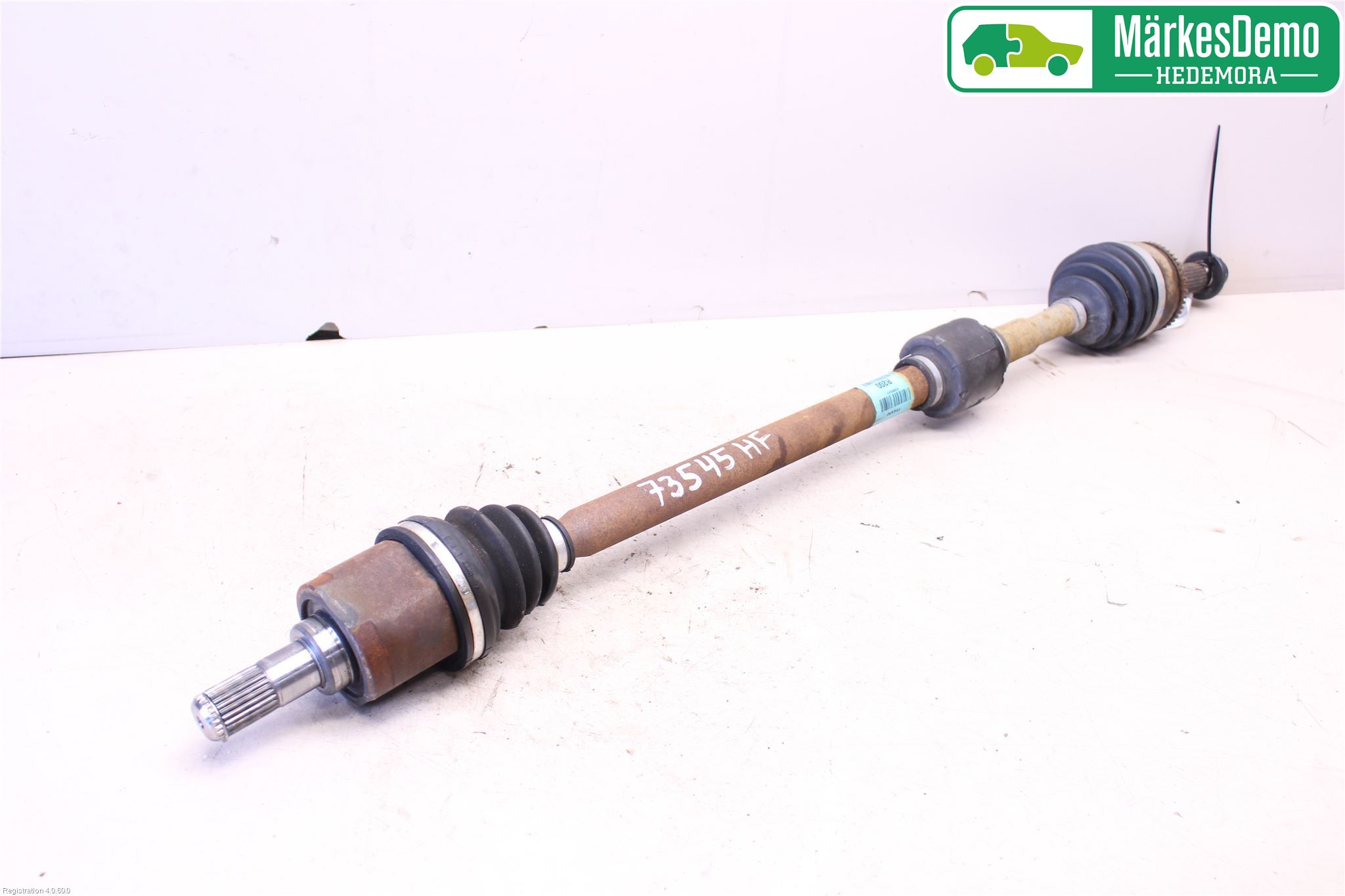 Kia RIO 12-16 Drivaxel Fram Höger