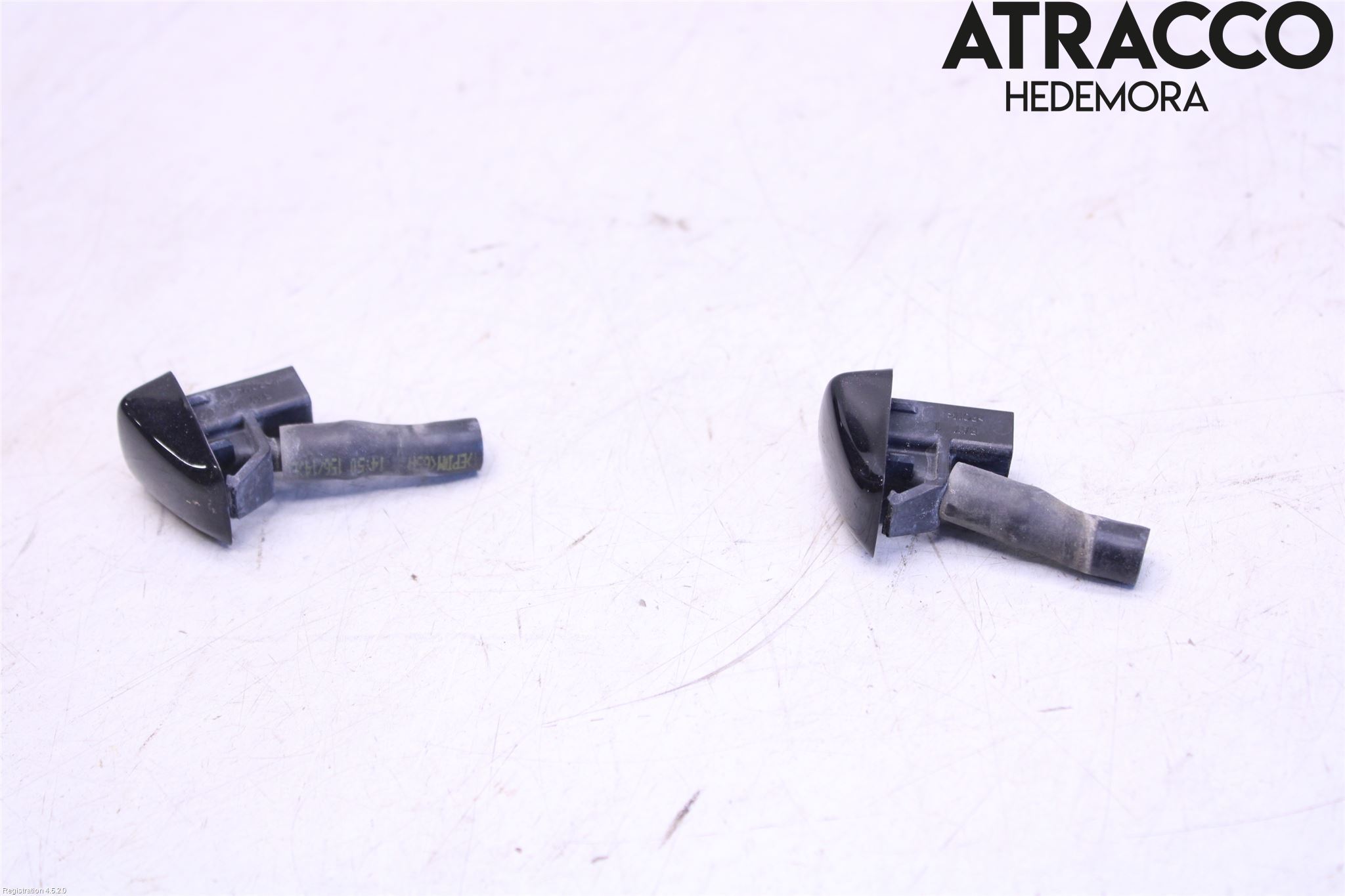 Volvo XC70 14-16 Spolarmunstycke Rutor