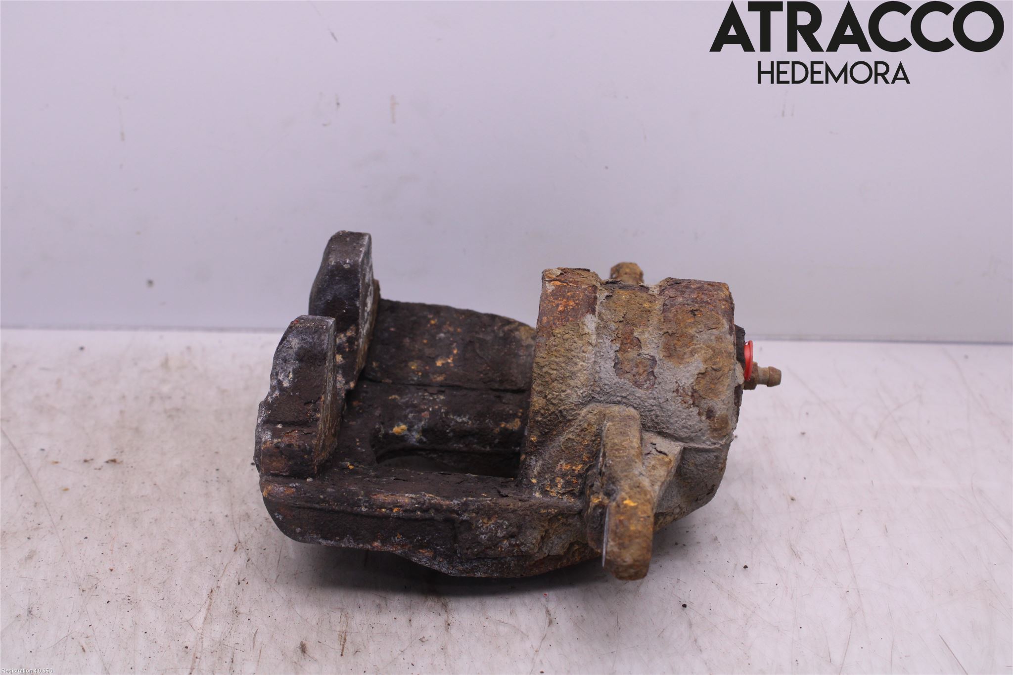 Toyota AVENSIS 03-06 Bromsok Fram Vänster