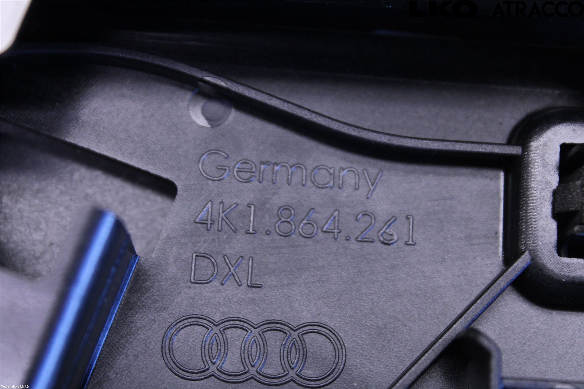 Audi A6 F2/C8 19- Instrumentkonsoll Mitt