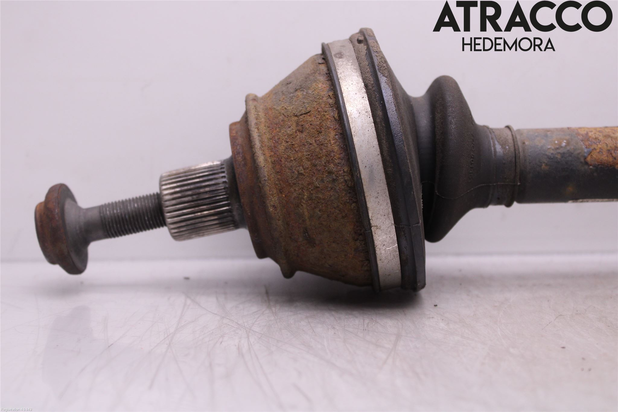 Audi A8/S8 4E  02-09 Drivaxel Bak Vänster