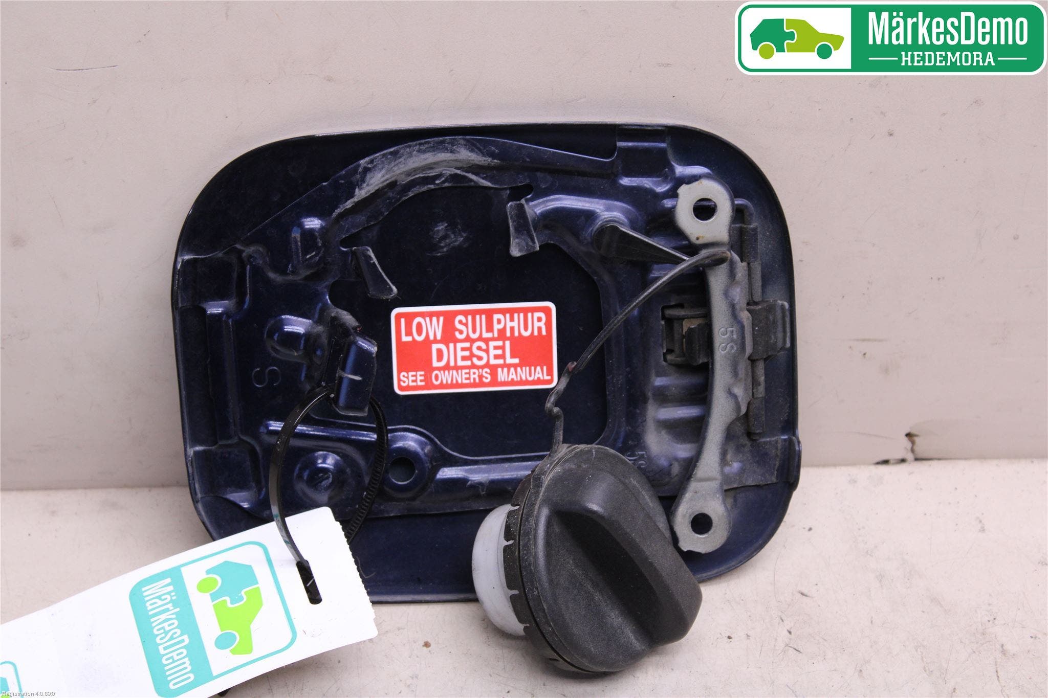 Toyota RAV 4 06-12 Tanklucka