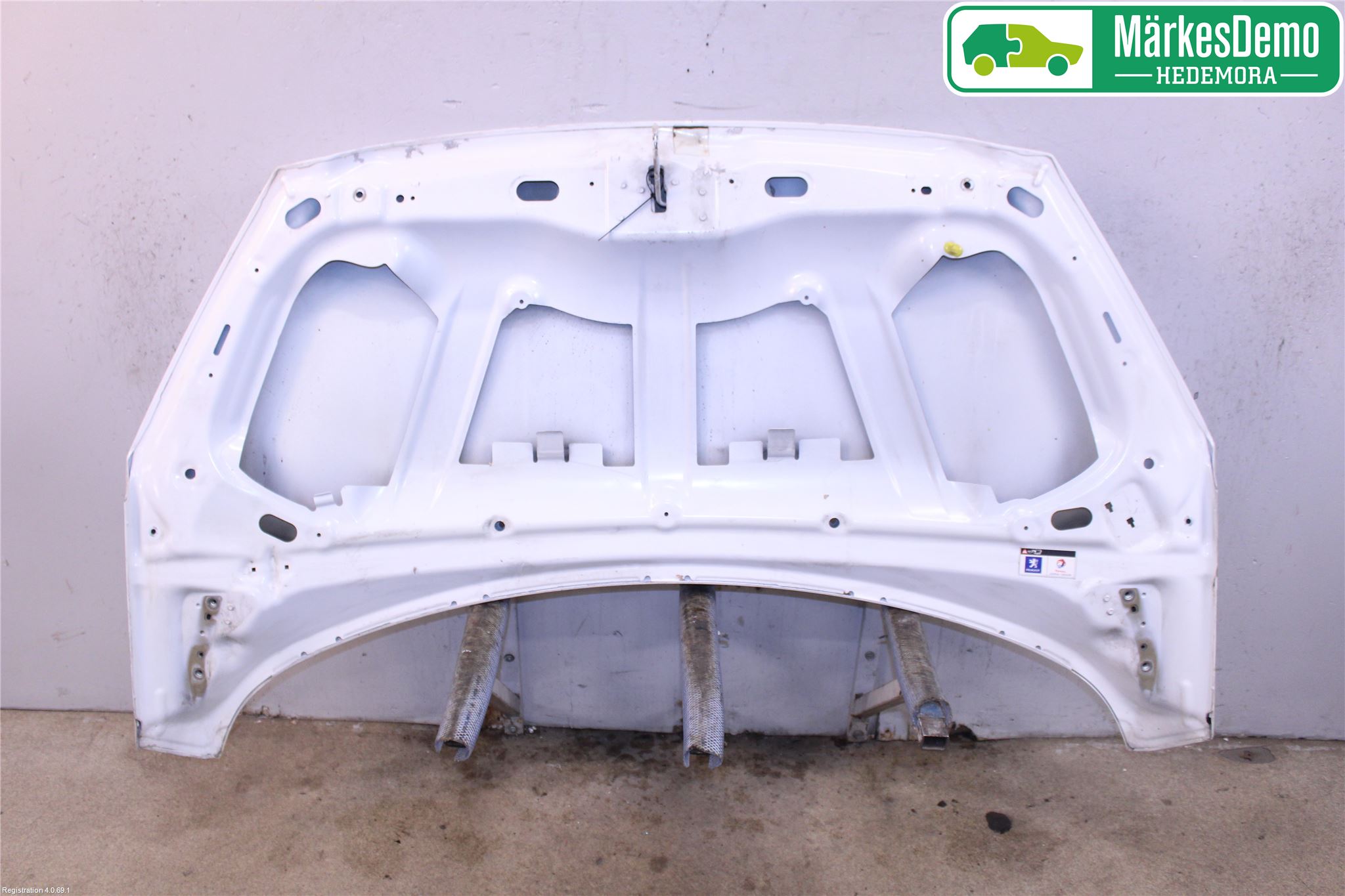 Peugeot 308 08-13 Huv Fram