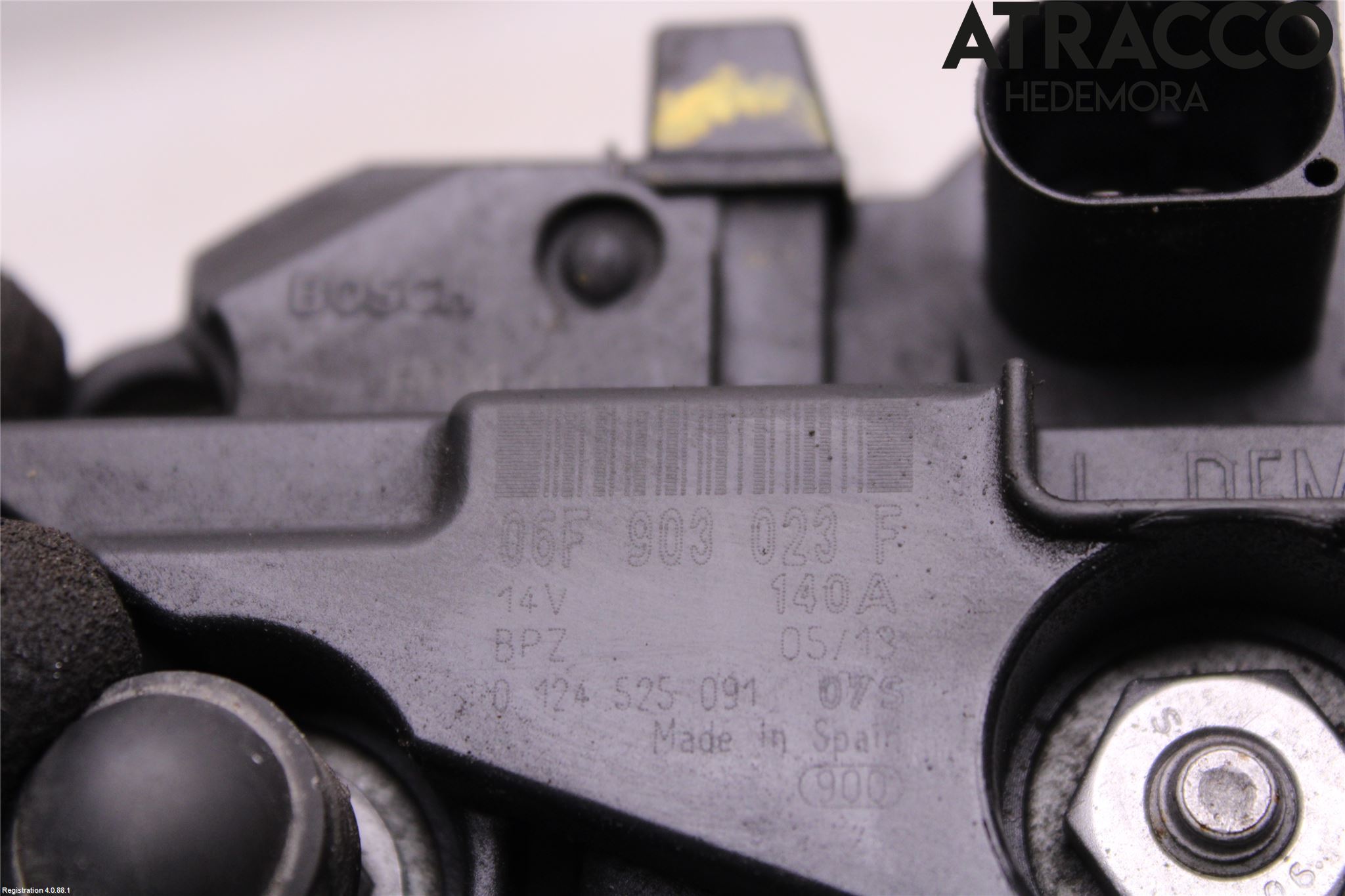 Volkswagen VW CADDY 11-15 Generator