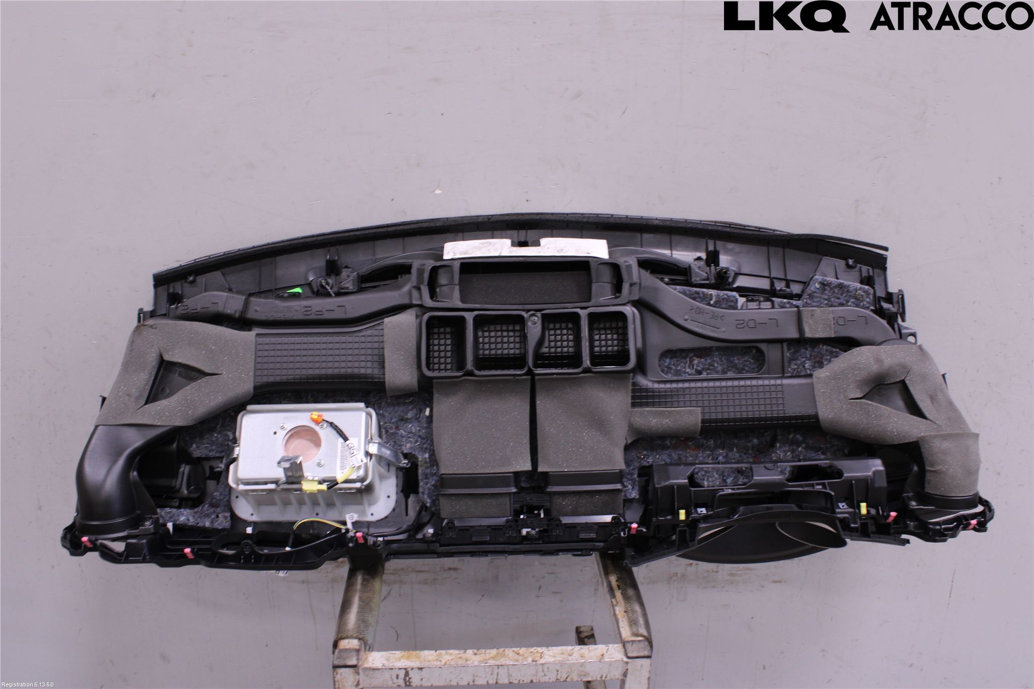 Toyota AURIS 13-19 Instrumentbräda