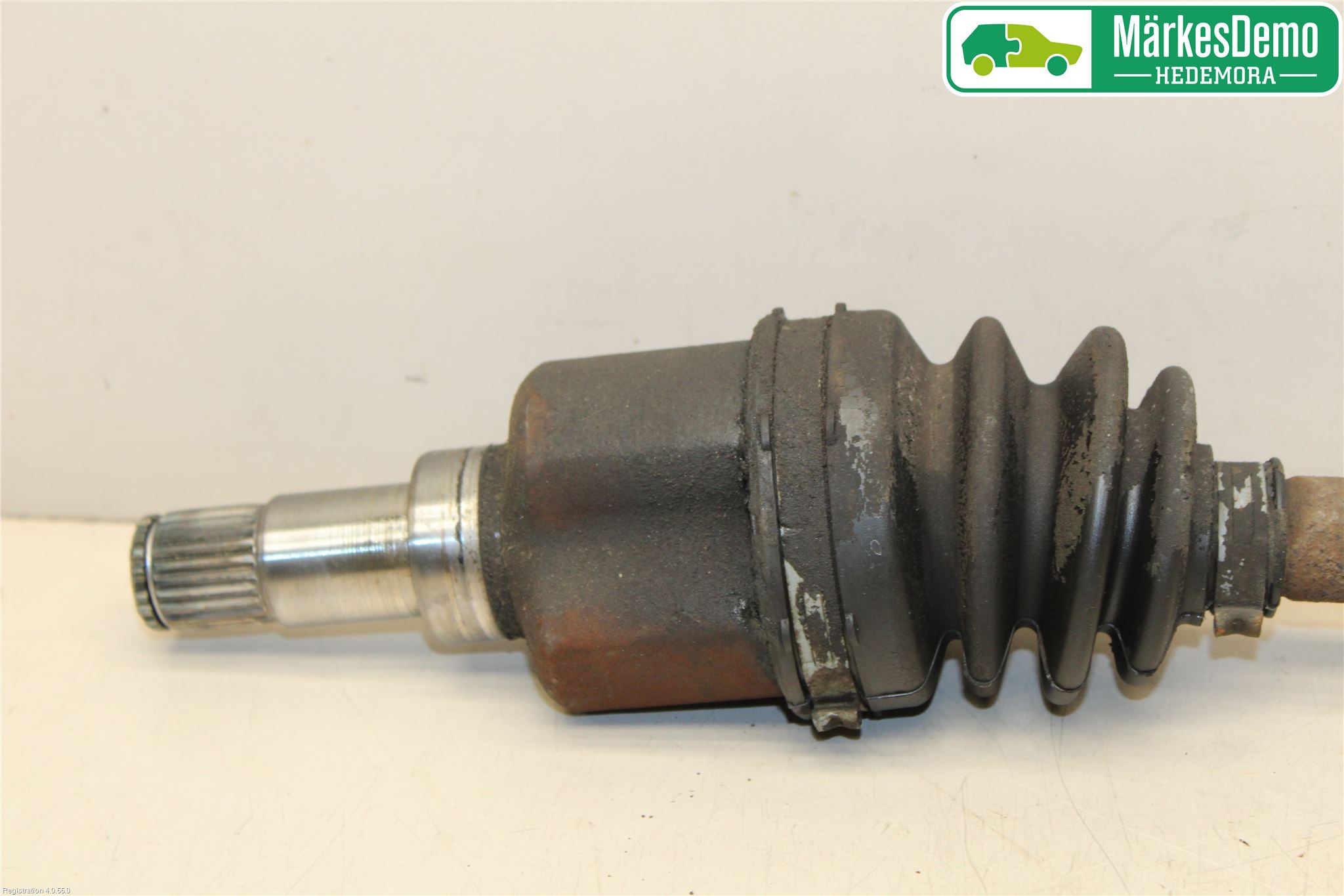 Ford FIESTA 09-12 Drivaxel Fram Vänster