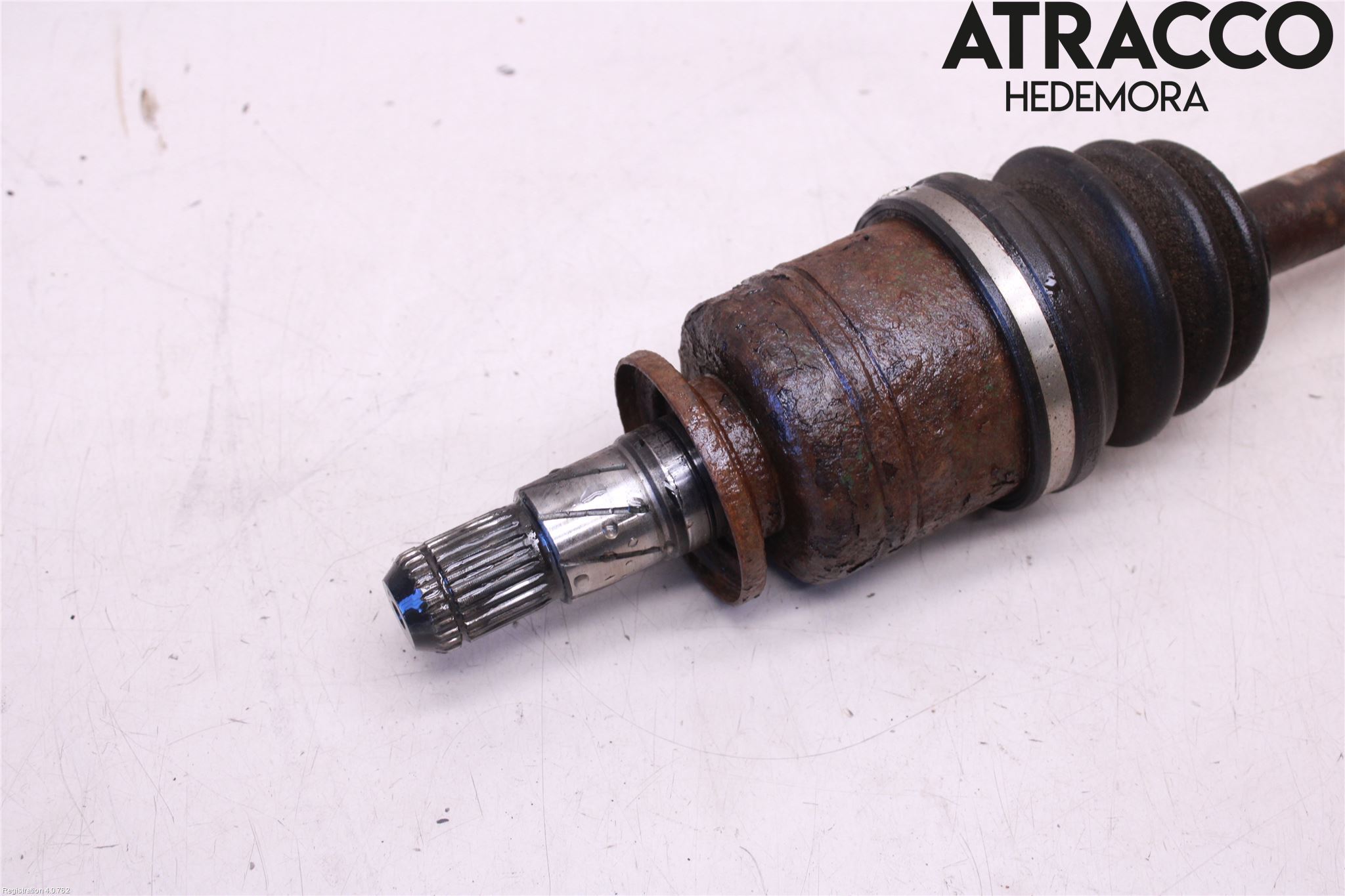 Subaru IMPREZA II  03-05 Drivaxel Bak Vänster
