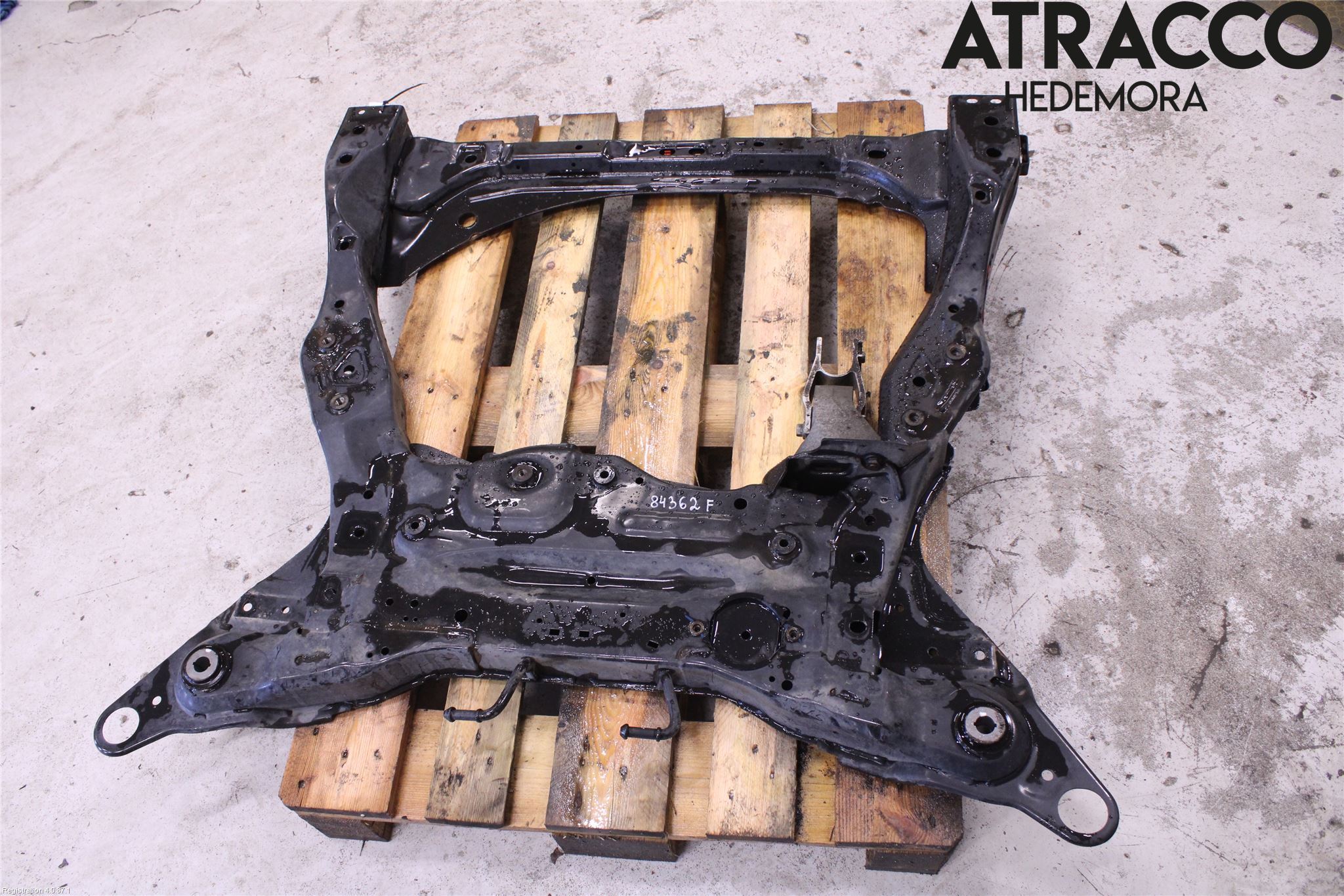 Volvo V90 17->> Framvagnsbalk