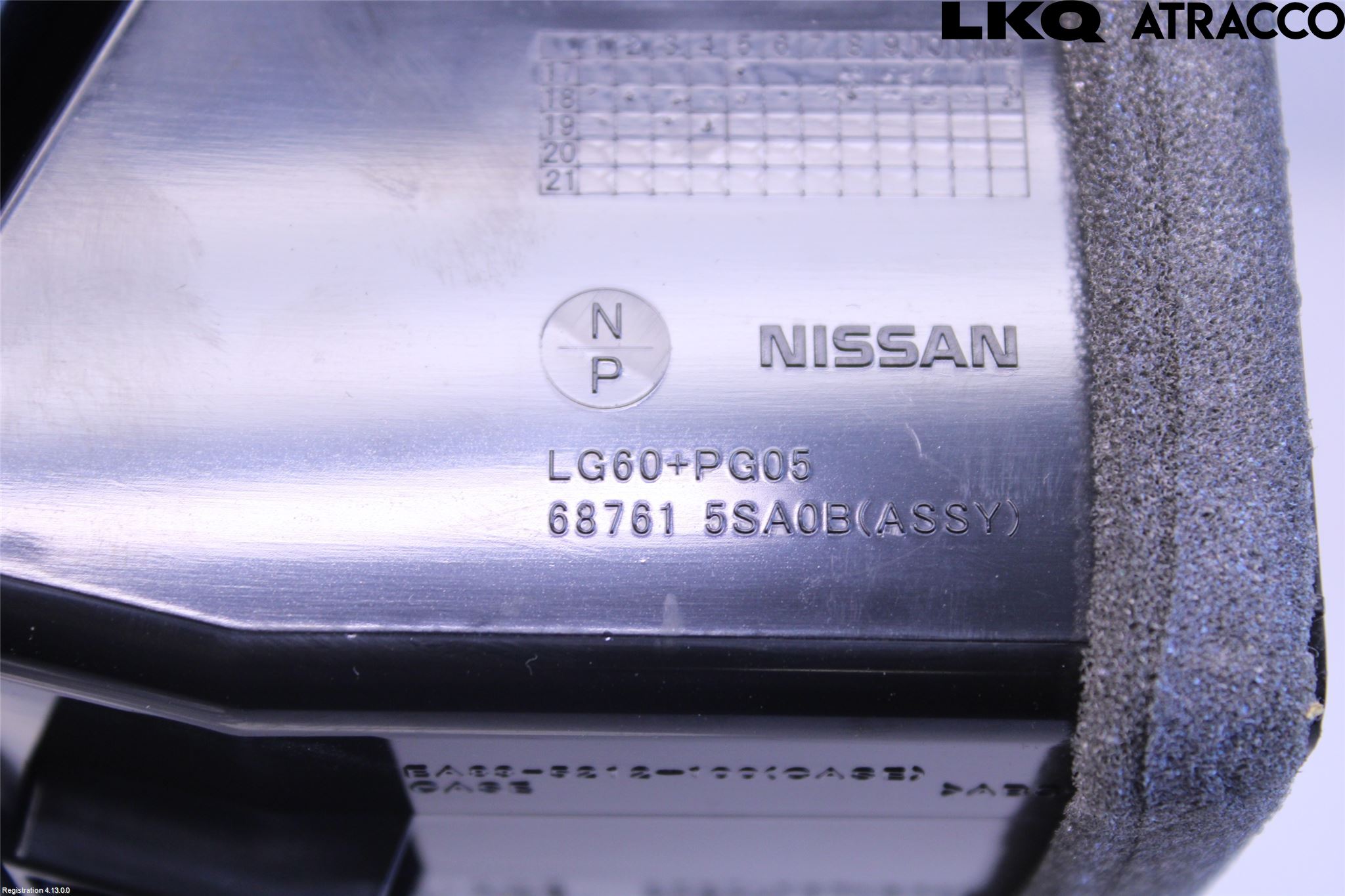 Nissan LEAF 18- Defrosterkanal-Munstycke