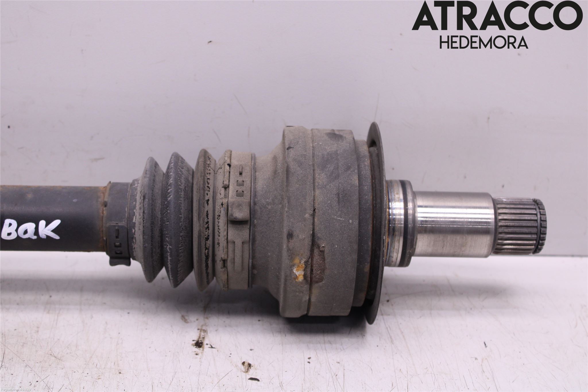 Mercedes-Benz MB SLK 200-350 (R171) 05-11 Drivaxel Bak Vänster