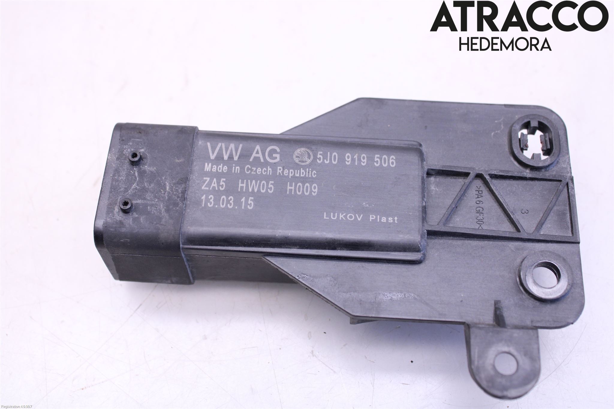 Volkswagen VW POLO 10-17 Relä Kylfläkt