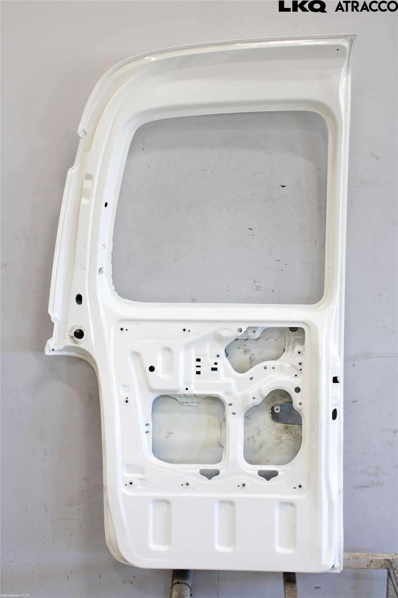 Toyota HI-ACE 06-12 Dörr Bak Van-Skåp Höger