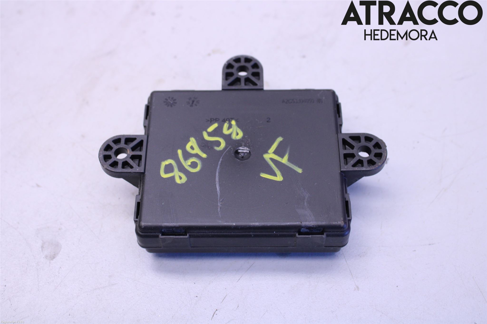 Volvo V60 14-18 Styrenhet Dörr