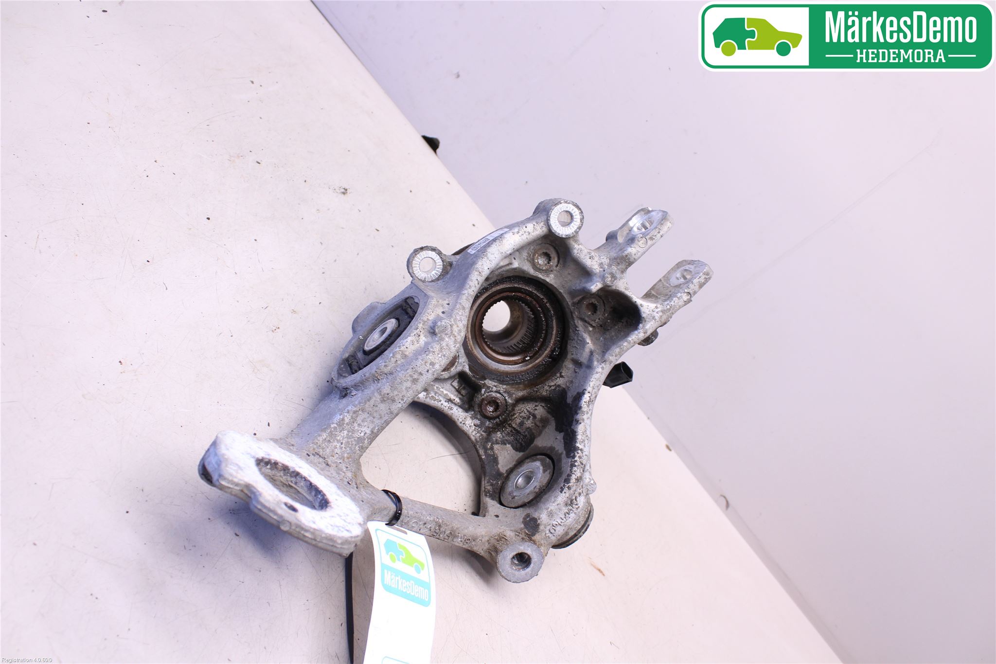 Audi Q5 09-16 Hjullagerhus-Spindel Vä B