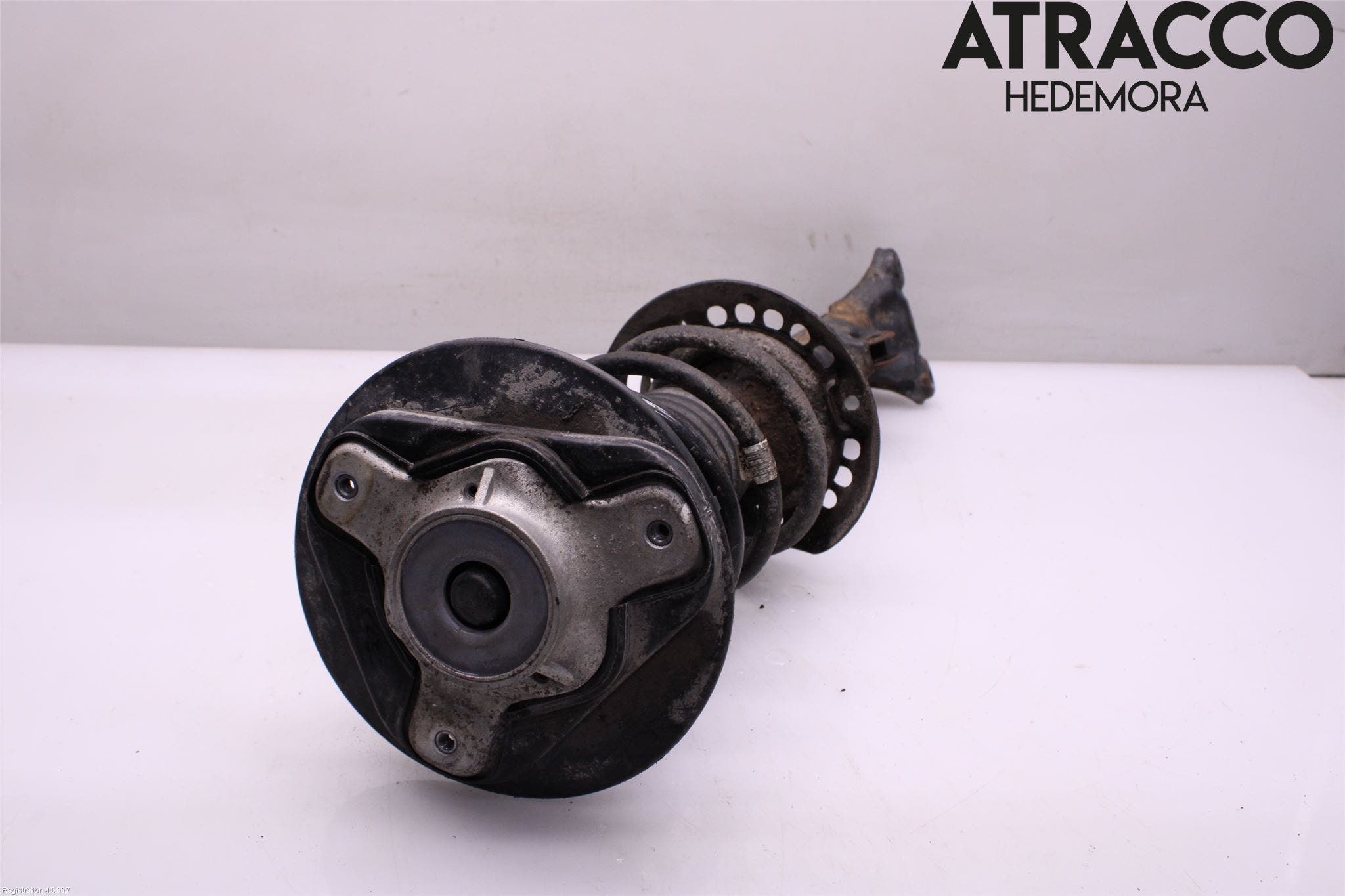 Mercedes-Benz MB E-KLASS (W212) 09-16 Fjäderben Fram Vänster