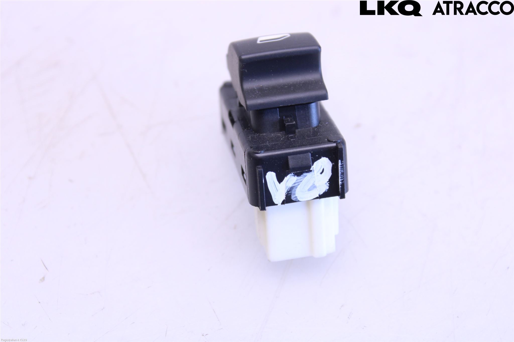 Peugeot 2008/E-2008 20- Strömställare Elhiss