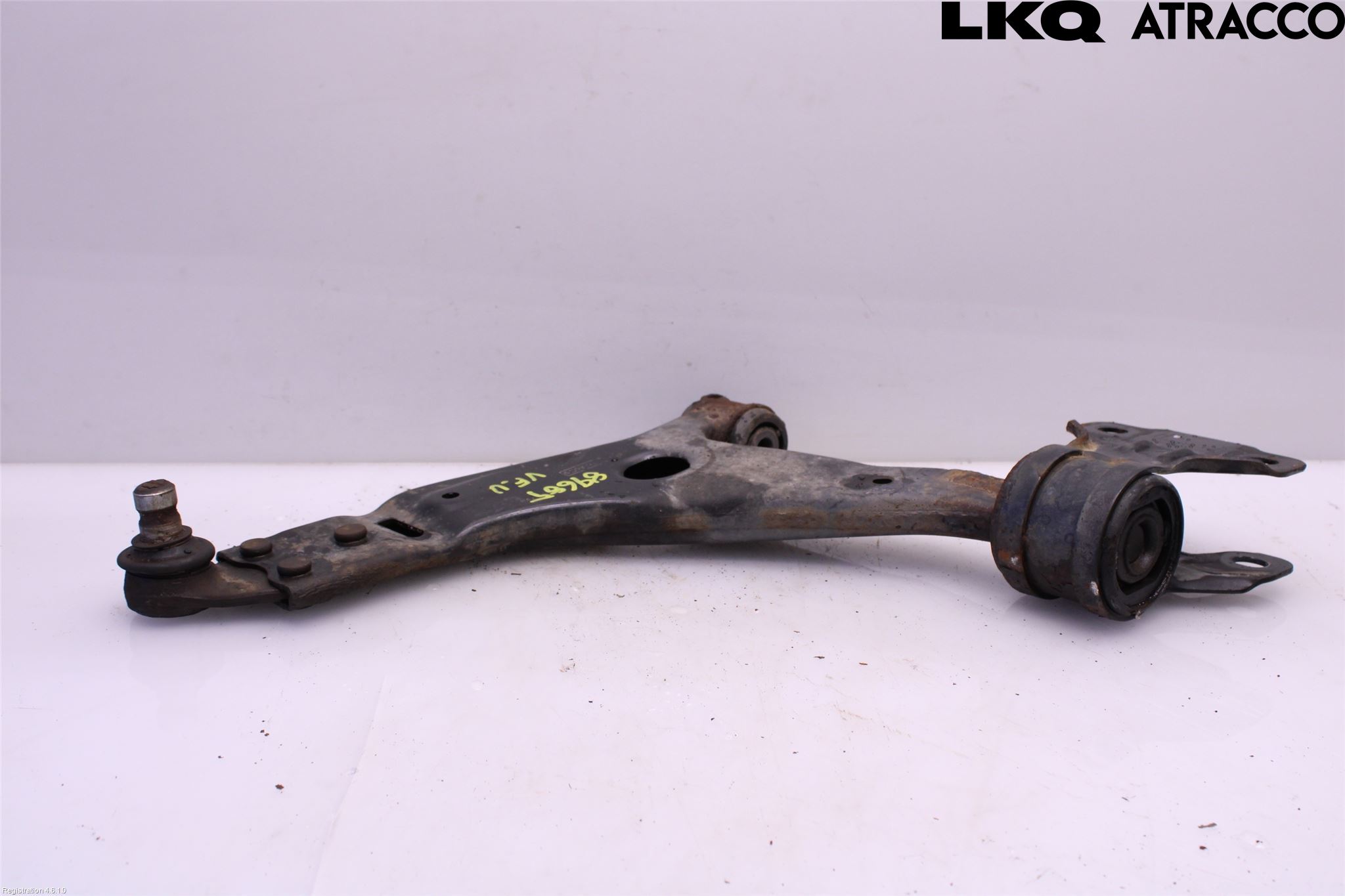 Ford KUGA 13-16 Bärarm Fram Undre Vä