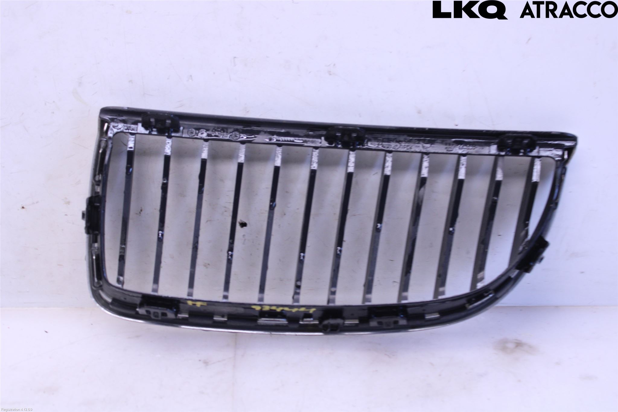 BMW 3 E90/91 SED/TOU 05-12 Grilldel Höger
