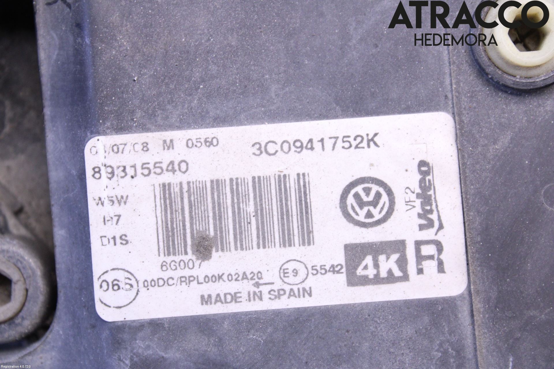 Volkswagen VW PASSAT 05-11 Strålkastare Höger