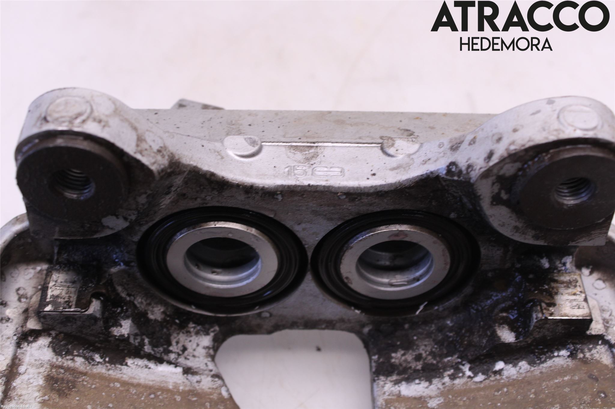 BMW 5 G30/G31/F90 17-23 Bromsok Fram Höger