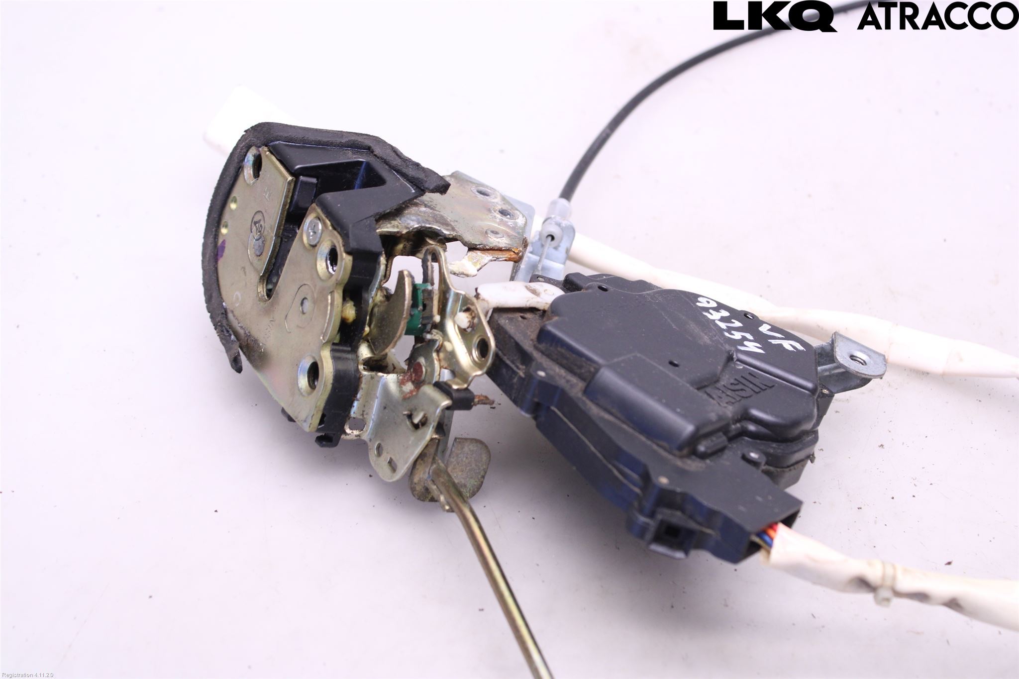 Lexus IS 200/300   99-05 Låskista-Dörrlås