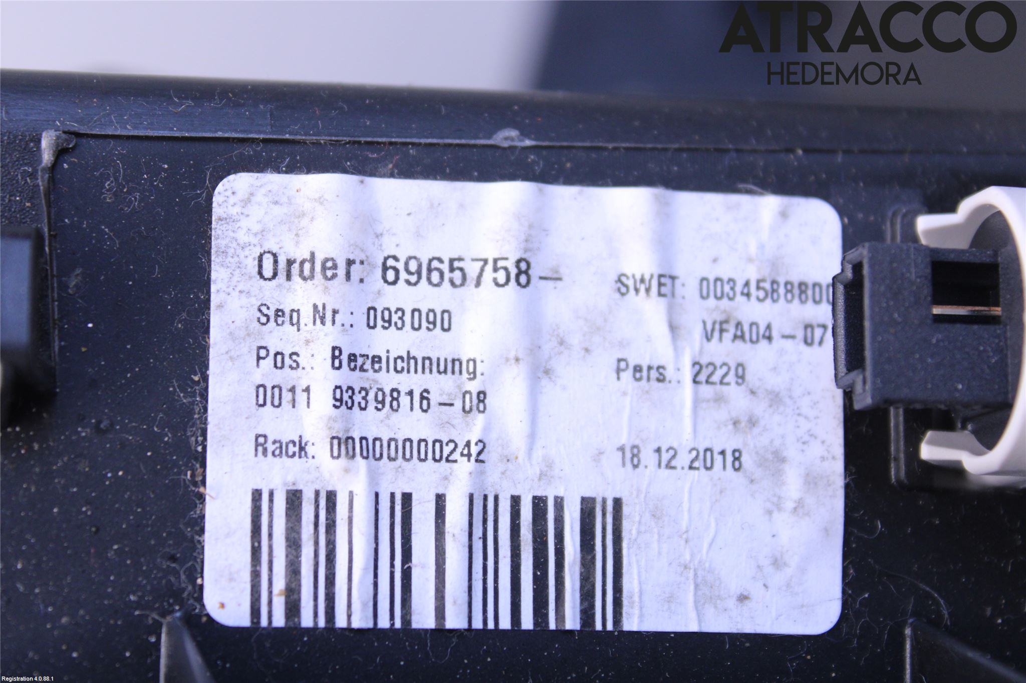 BMW X1 F48 15-22 Handskfack