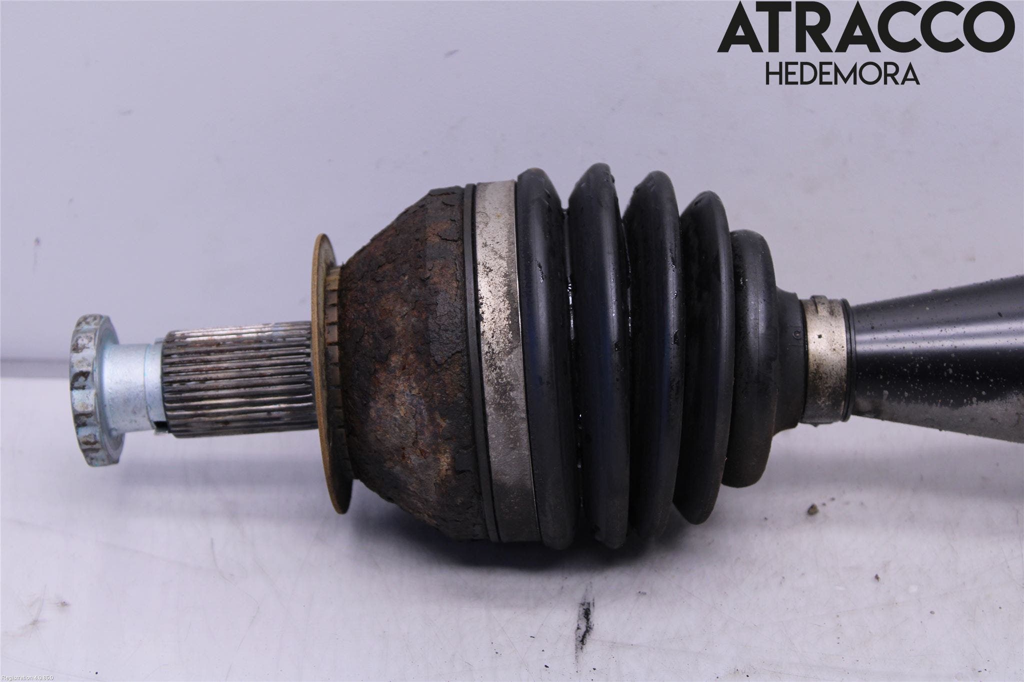 Skoda RAPID Drivaxel Fram Höger