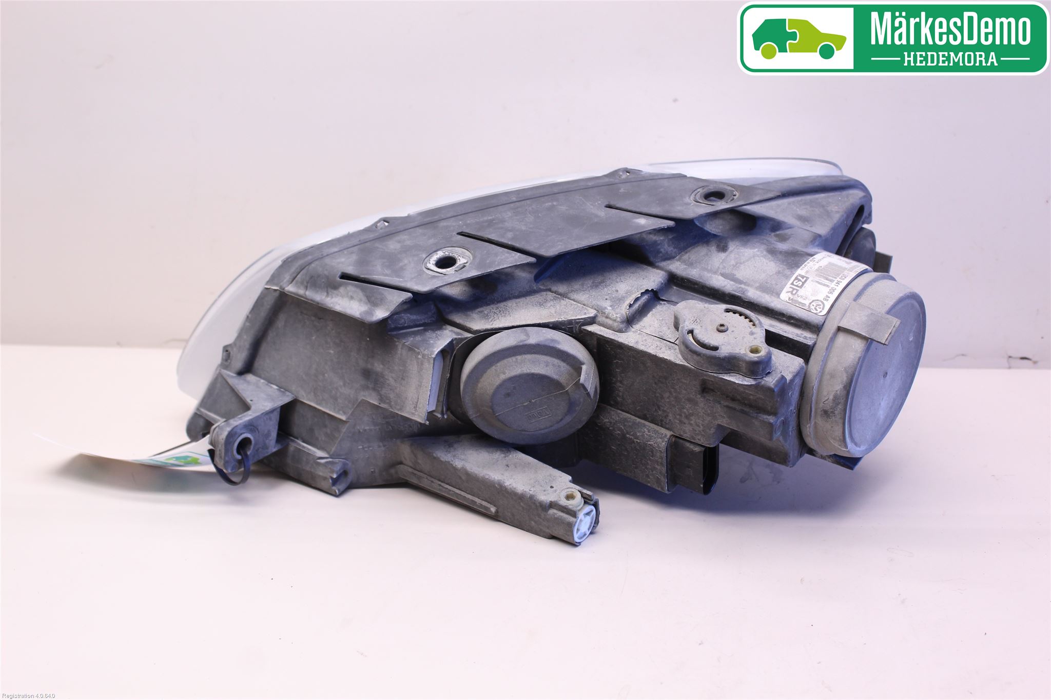 Volkswagen VW PASSAT 05-11 Strålkastare Höger