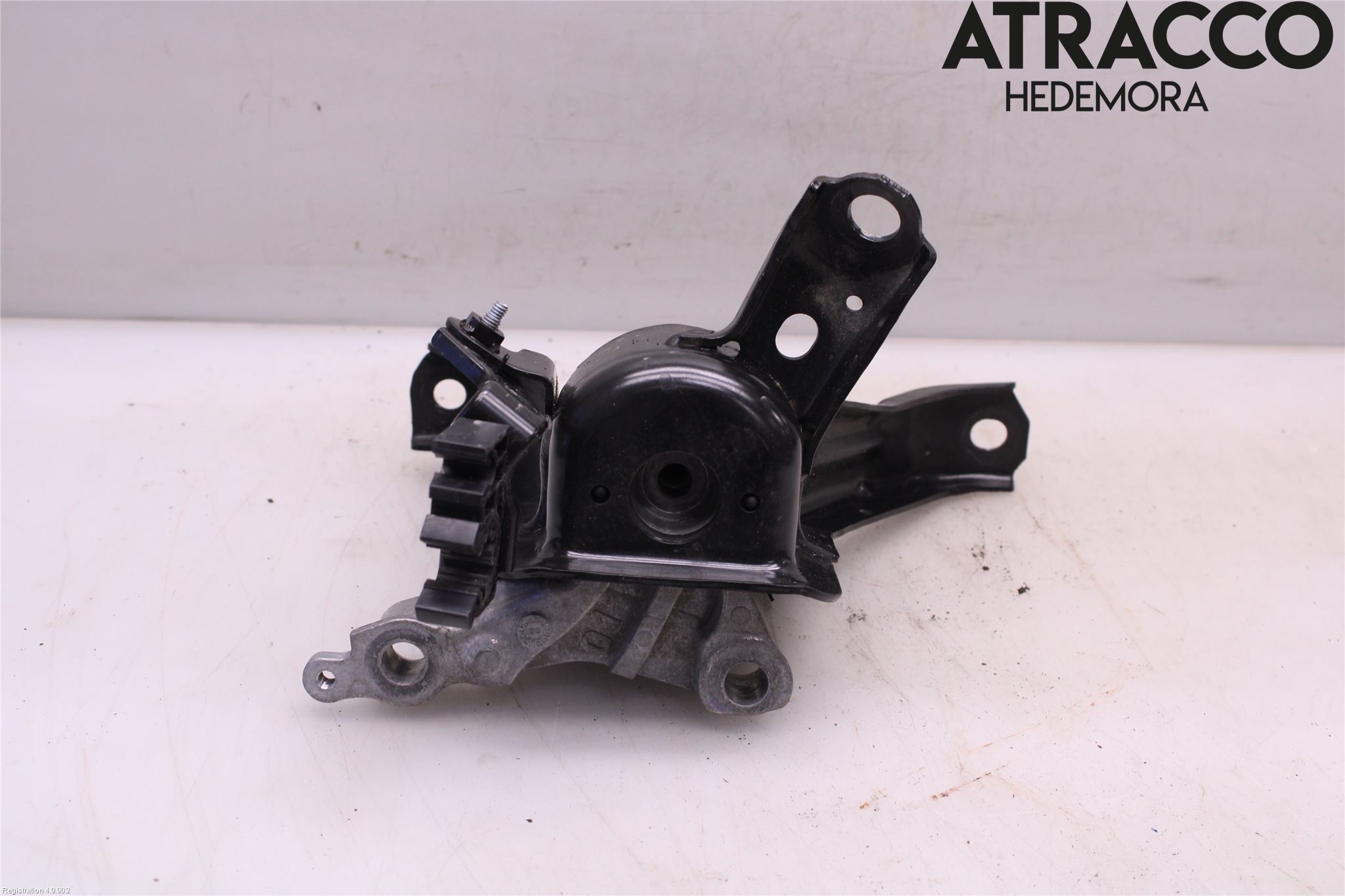 Toyota COROLLA 19- Motorfäste