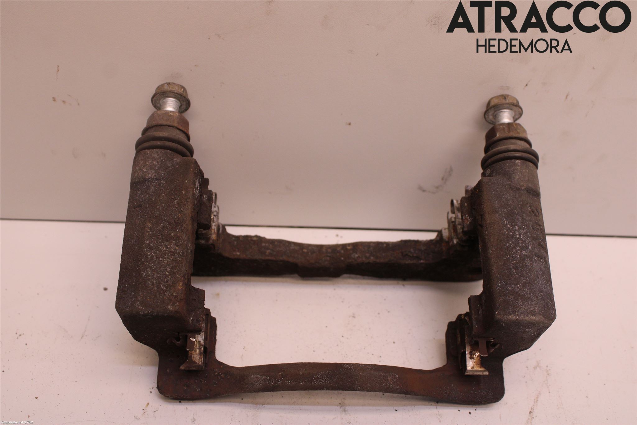 Lexus CT 200h Bromsokshållare