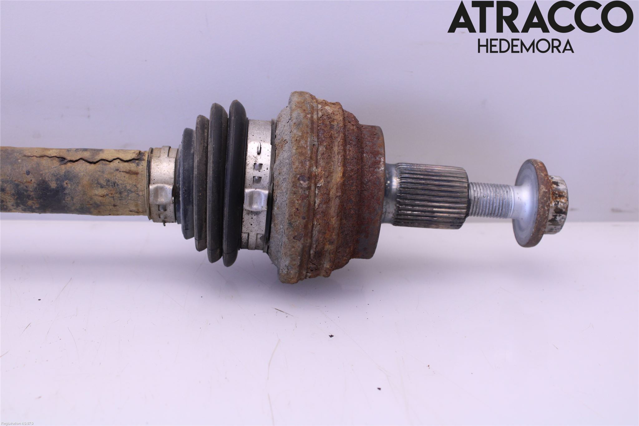 Volkswagen VW TIGUAN 07-16 Drivaxel Bak Höger