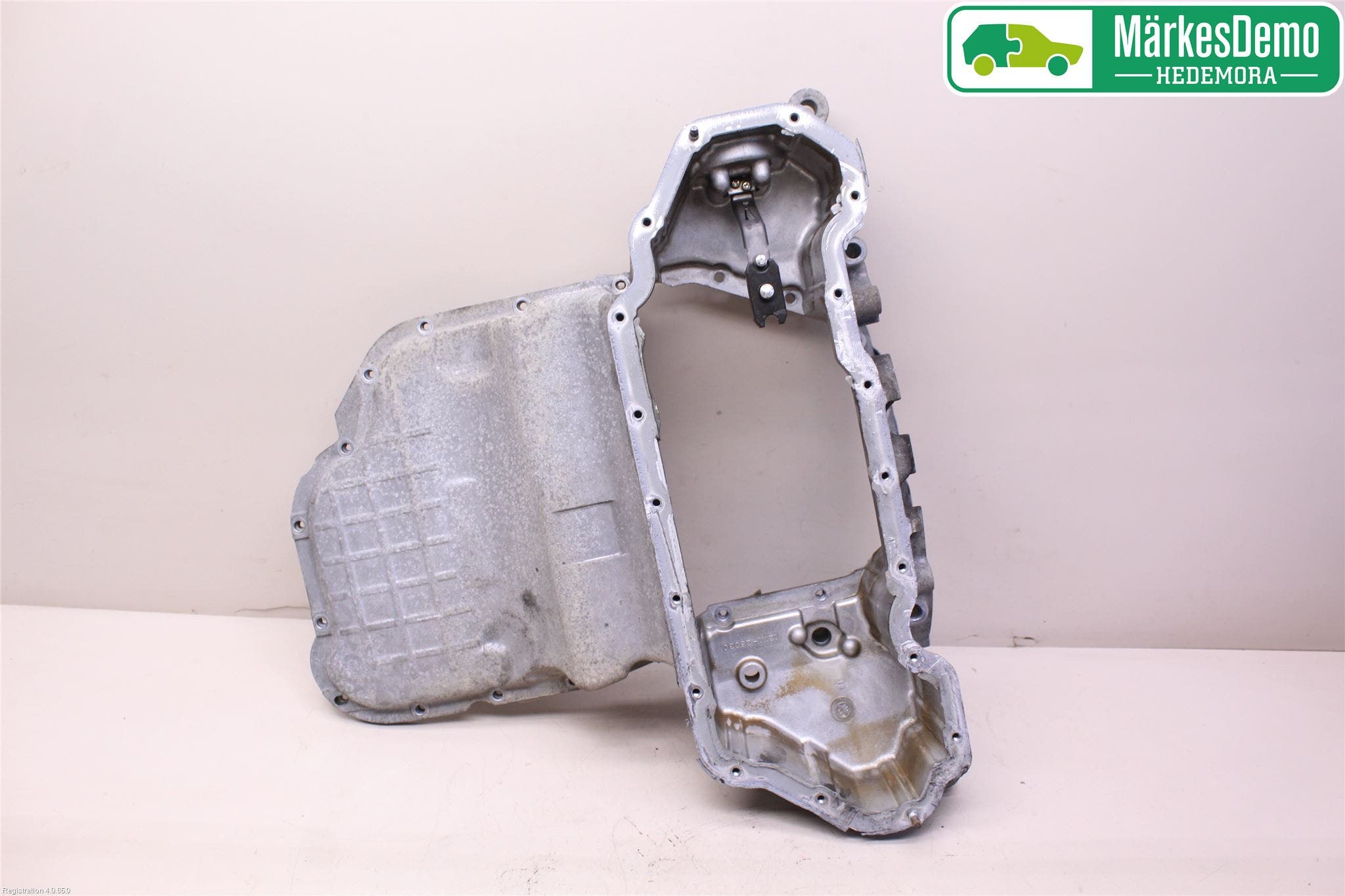 Lexus IS 220d/250/350 06-13 Oljetråg