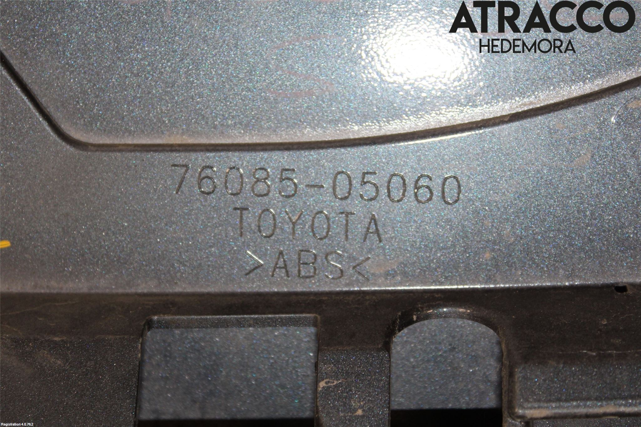 Toyota AVENSIS 09-15 Spoiler Baklucka