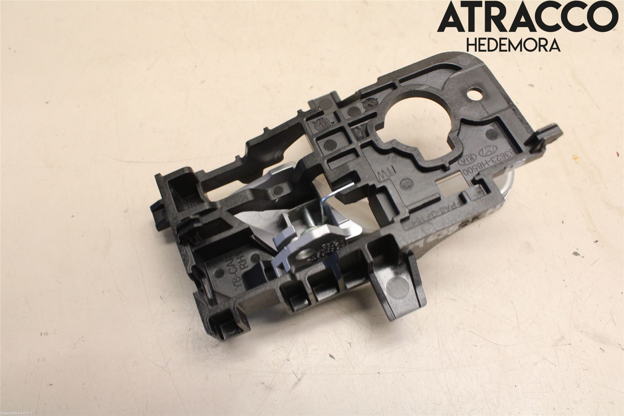 Kia RIO 17- Dörrhandtag Inre Hö