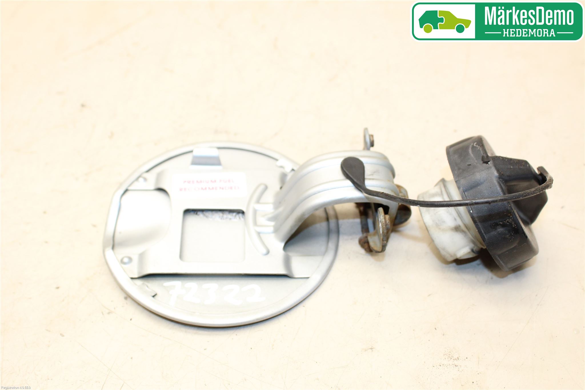 Jeep GRAND CHEROKEE 05-10 Tanklucka