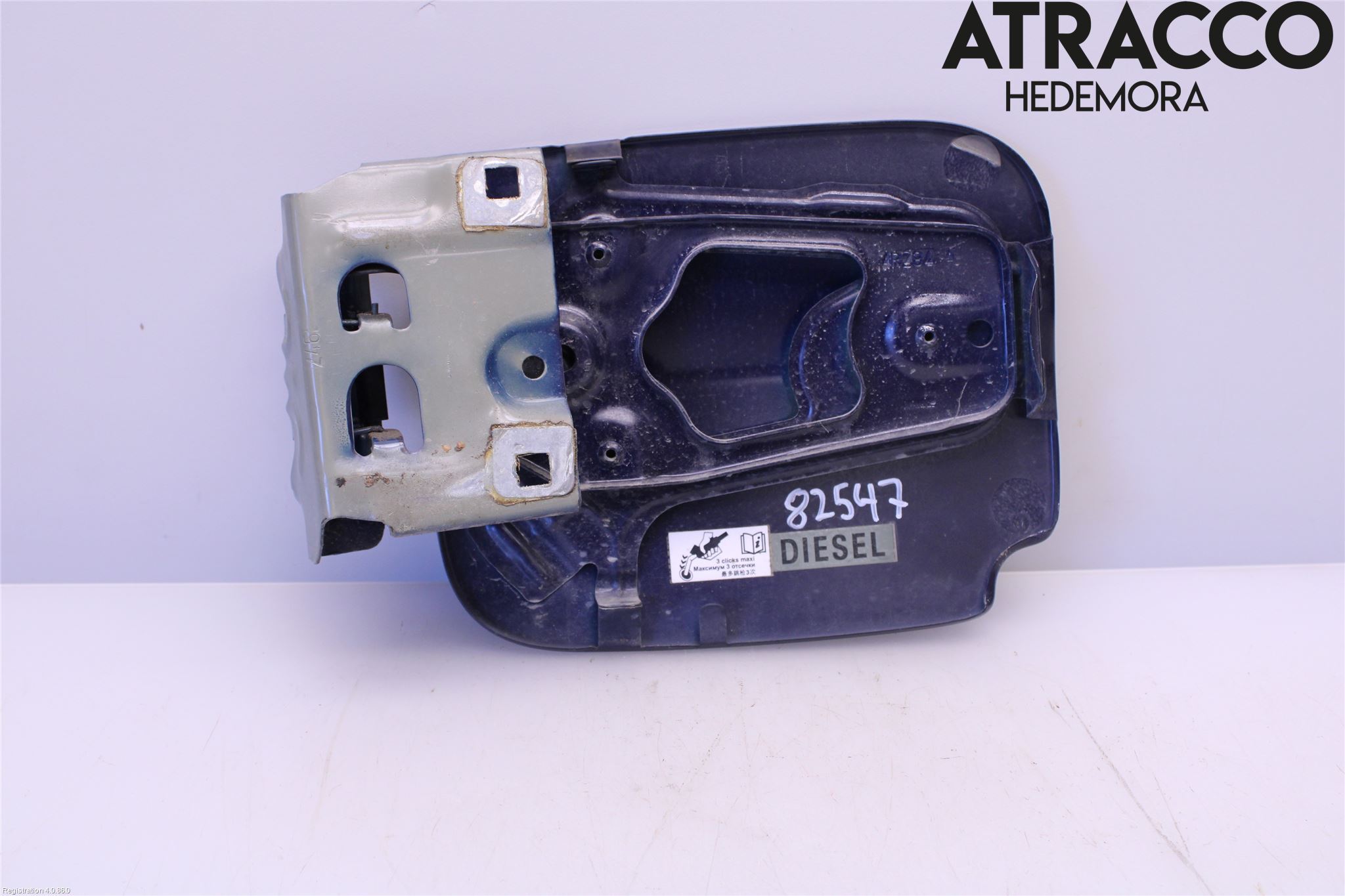 Dacia DUSTER 10-17 Tanklucka