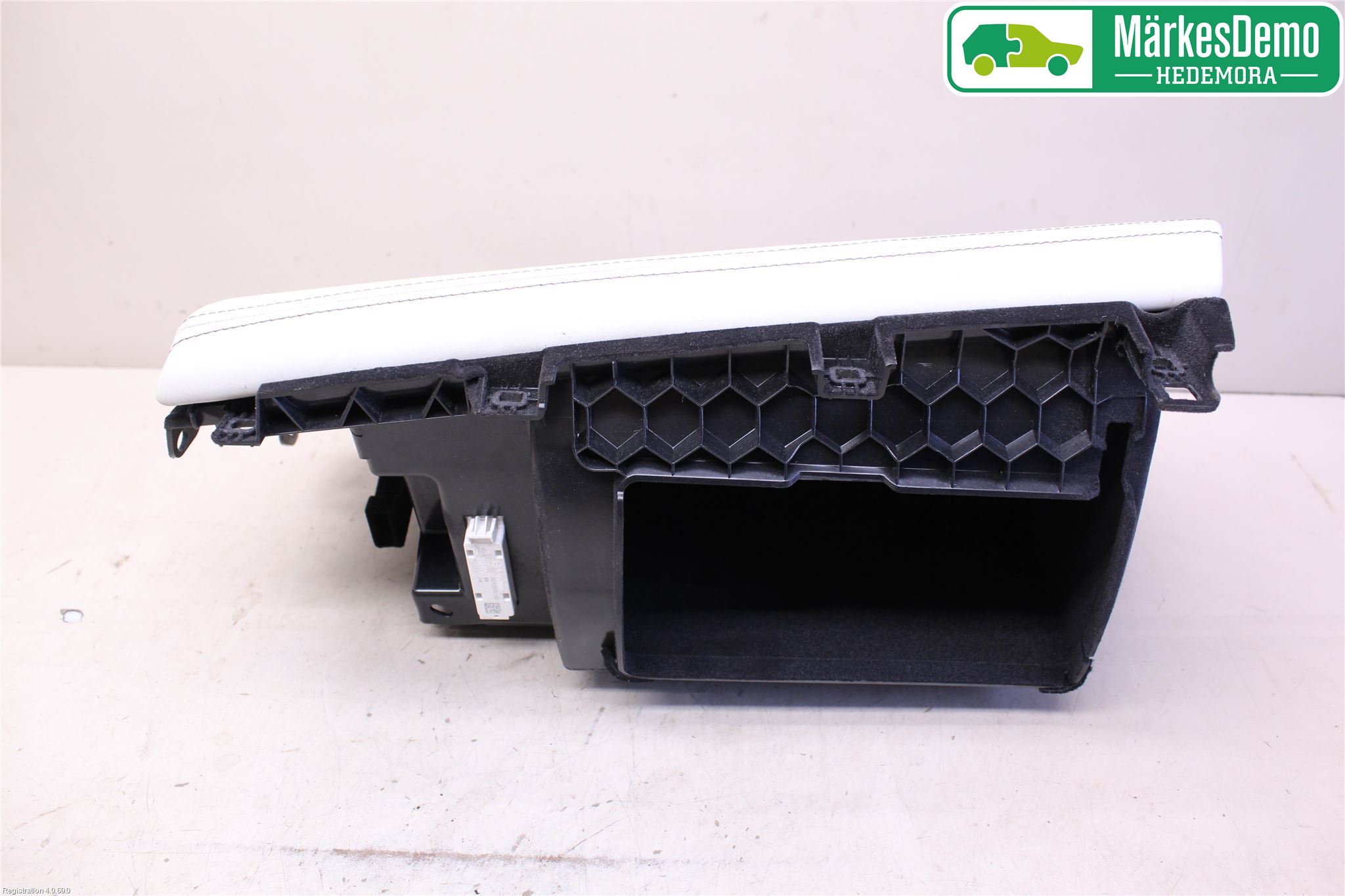 BMW X5 F15 13-18 Handskfack