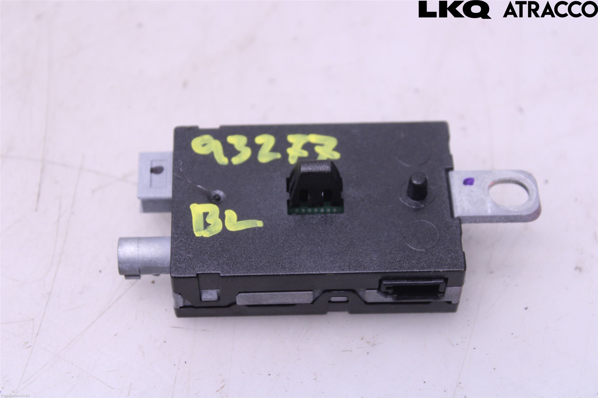 Volvo V40 12-19 Antennförstärkare