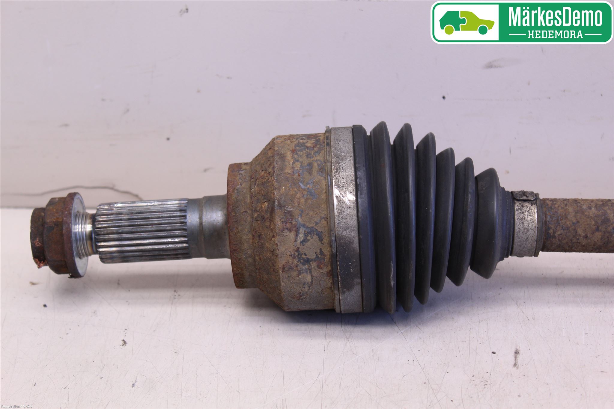 Mazda 3 I 07-08 Drivaxel Fram Höger