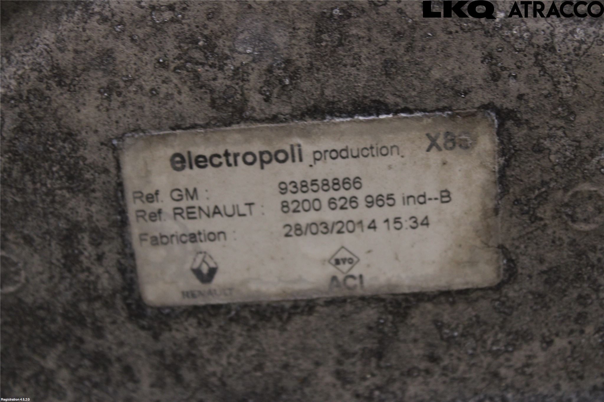 Renault TRAFIC   02-14 Framvagnsbalk