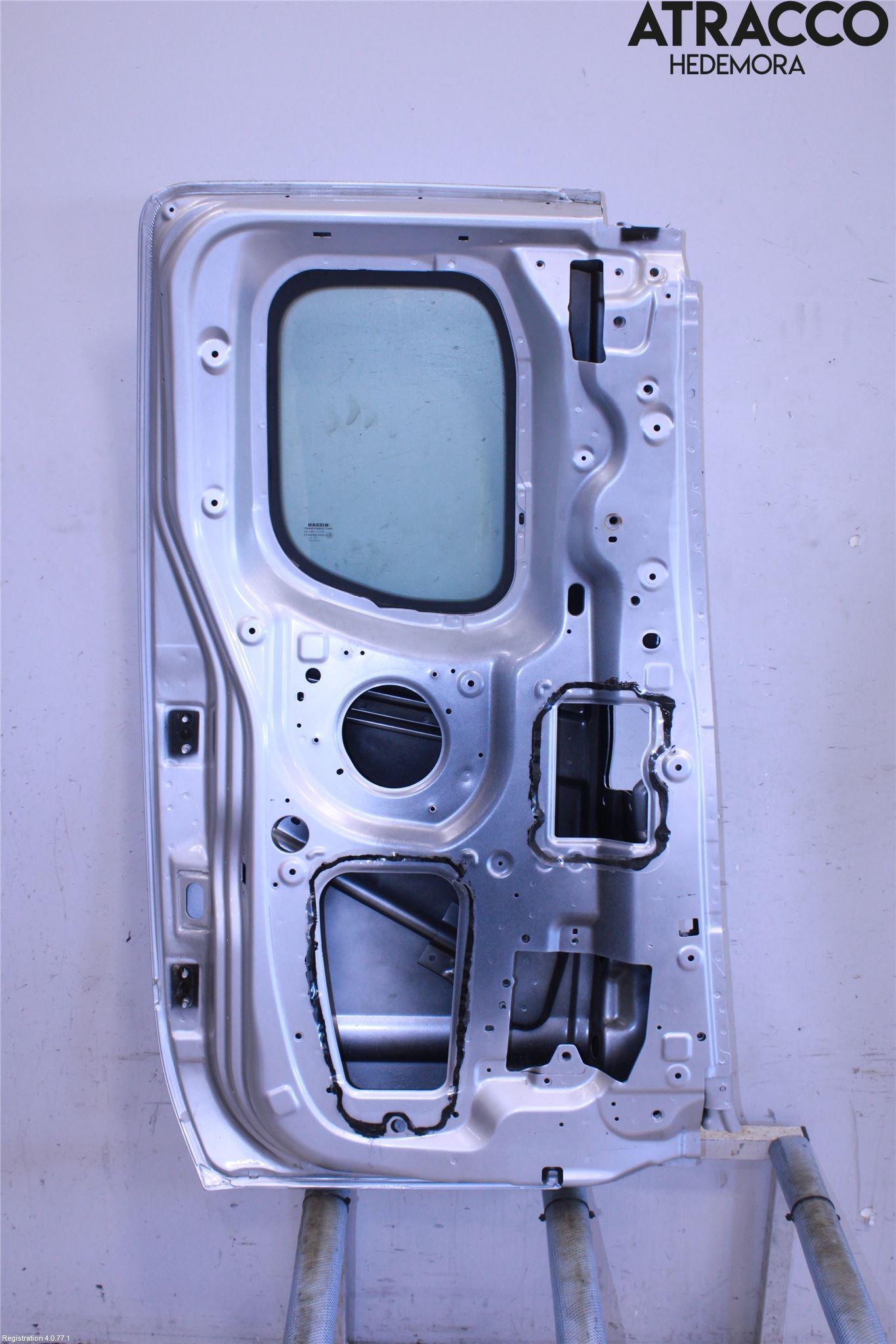 Nissan NAVARA 05-16 Dörr Bak Vänster