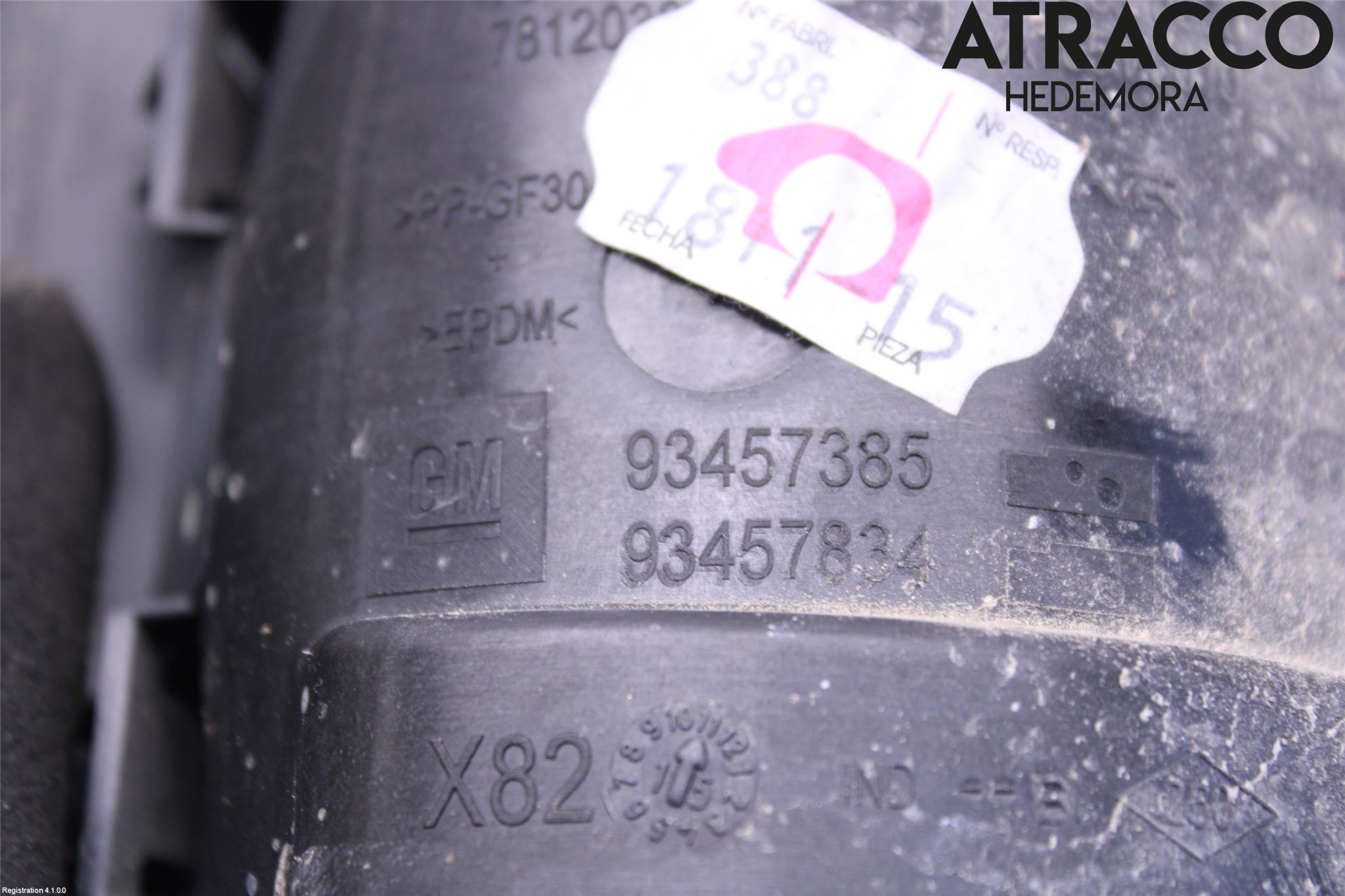 Renault TRAFIC/E-TECH 15- Tanklucka