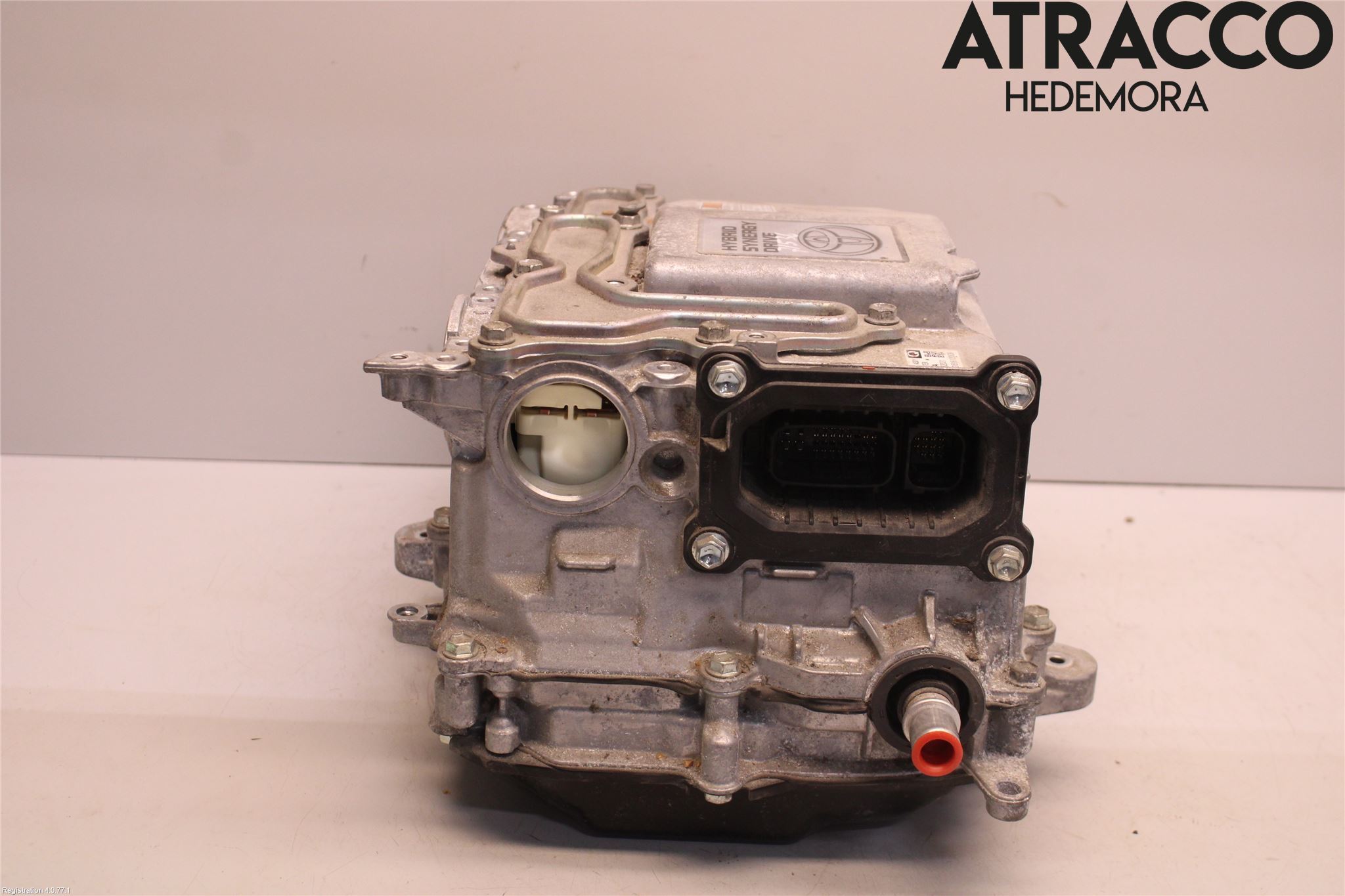 Toyota YARIS XP130 15-20 Hybridconverter