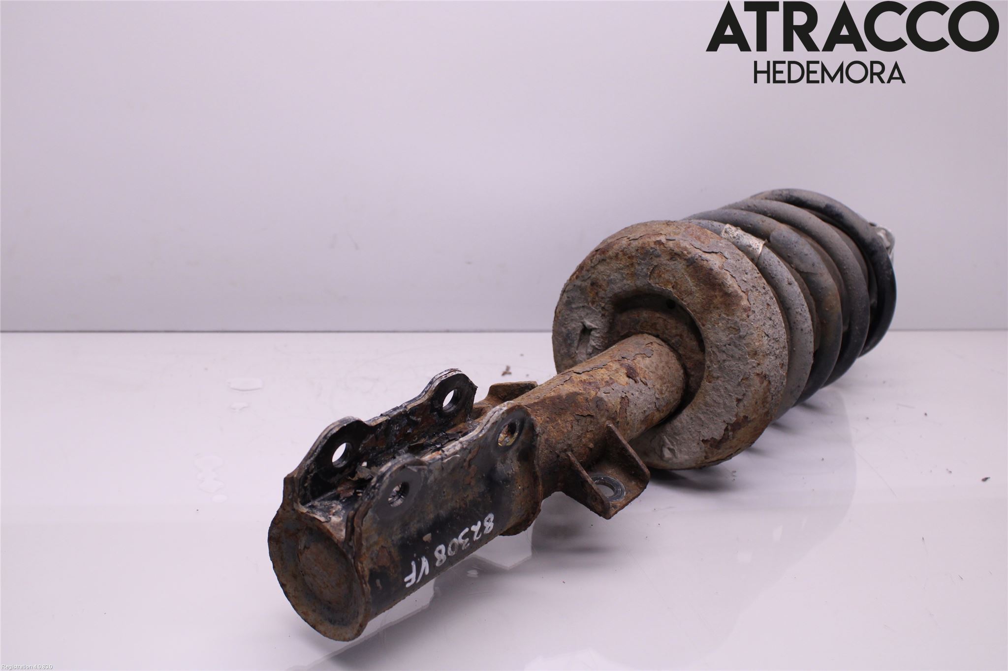 Saab 9-5     06-10 Fjäderben Fram Vänster