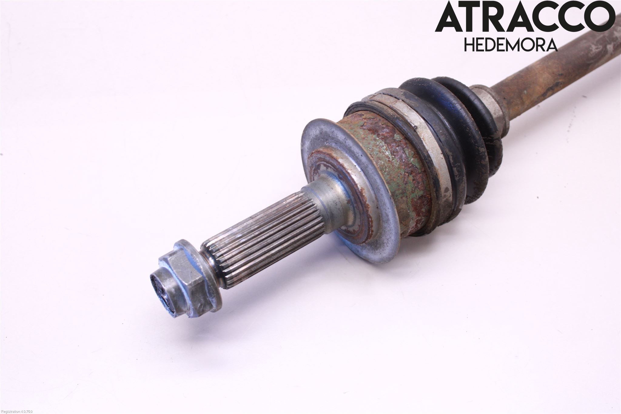 Subaru LEGACY    04-06 Drivaxel Bak Höger