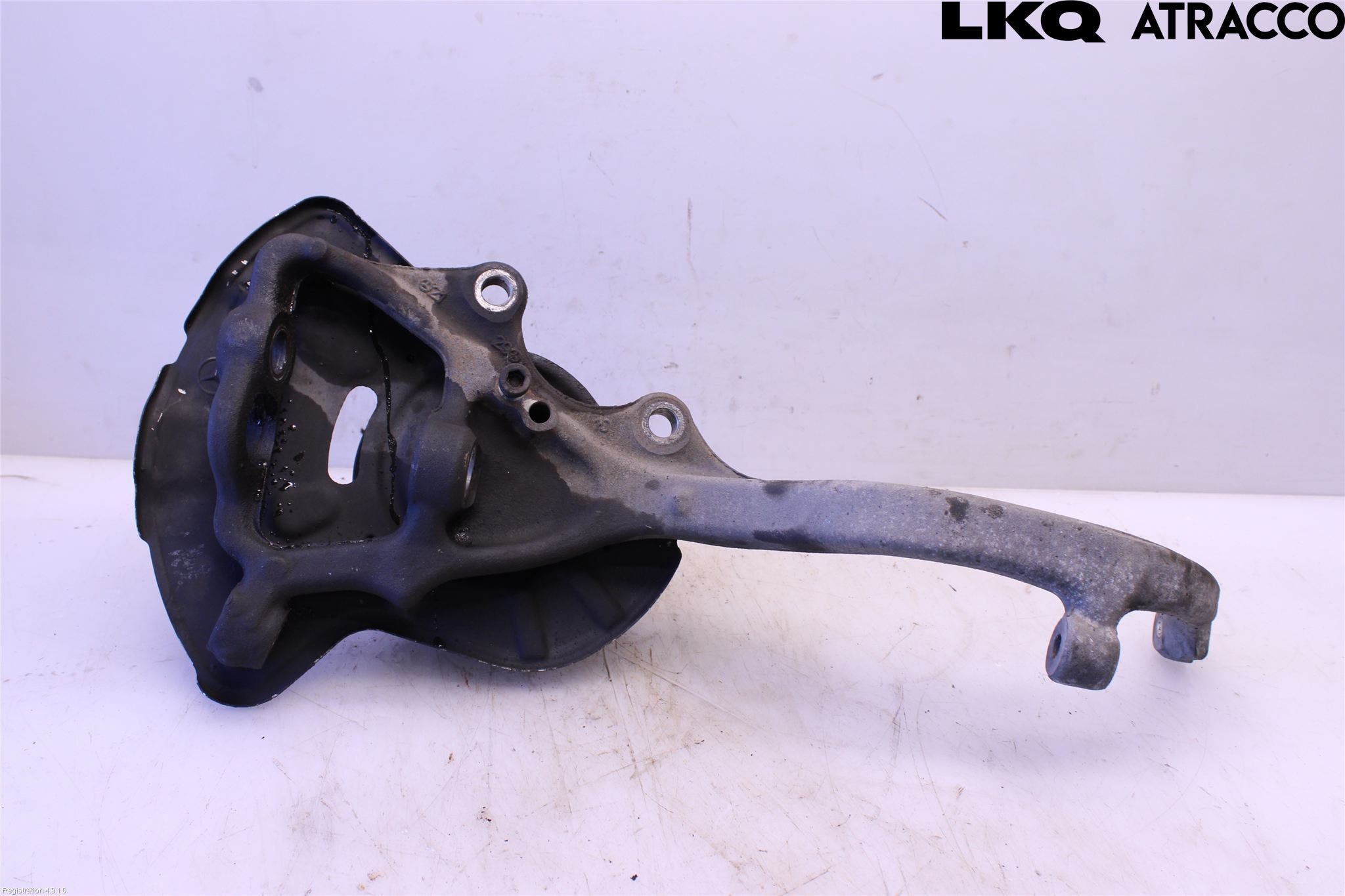 Mercedes-Benz MB S-KLASS (W221) 05-13 Styrspindel Lagerhus Vä