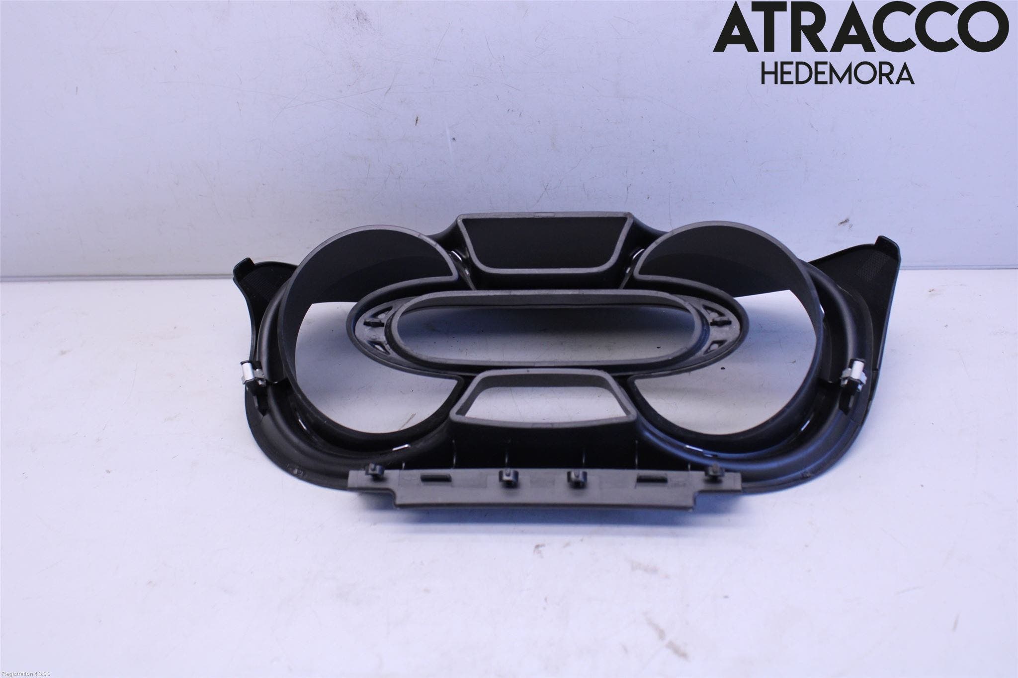 Opel VIVARO 15-19 Instrument-Radio Sarg