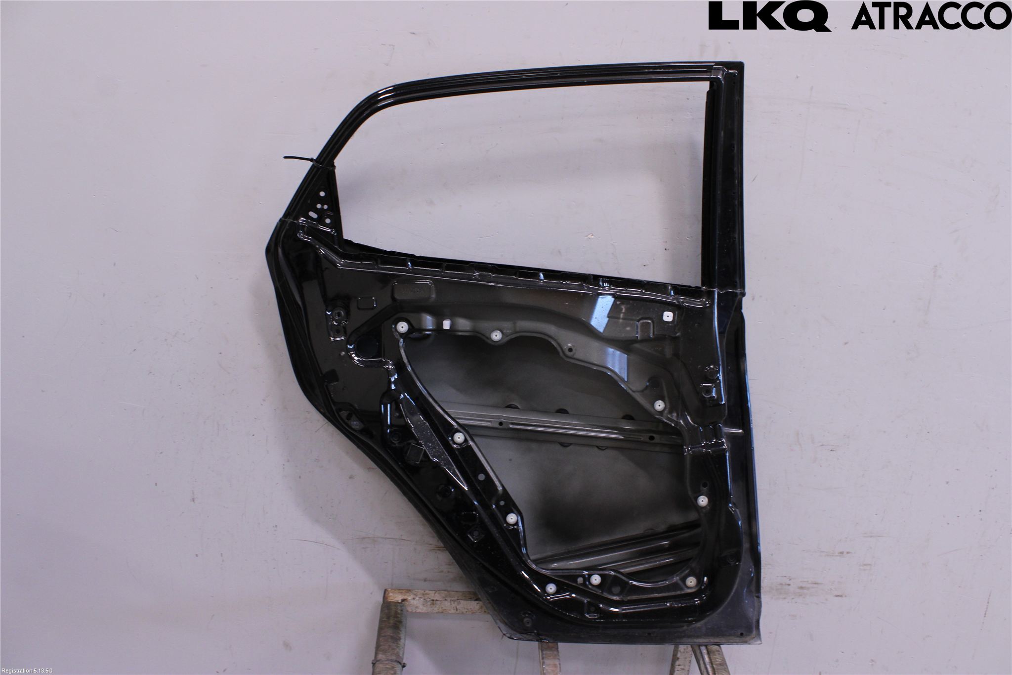 Mazda 2 (DE) 08-15 Dörr Bak Vänster