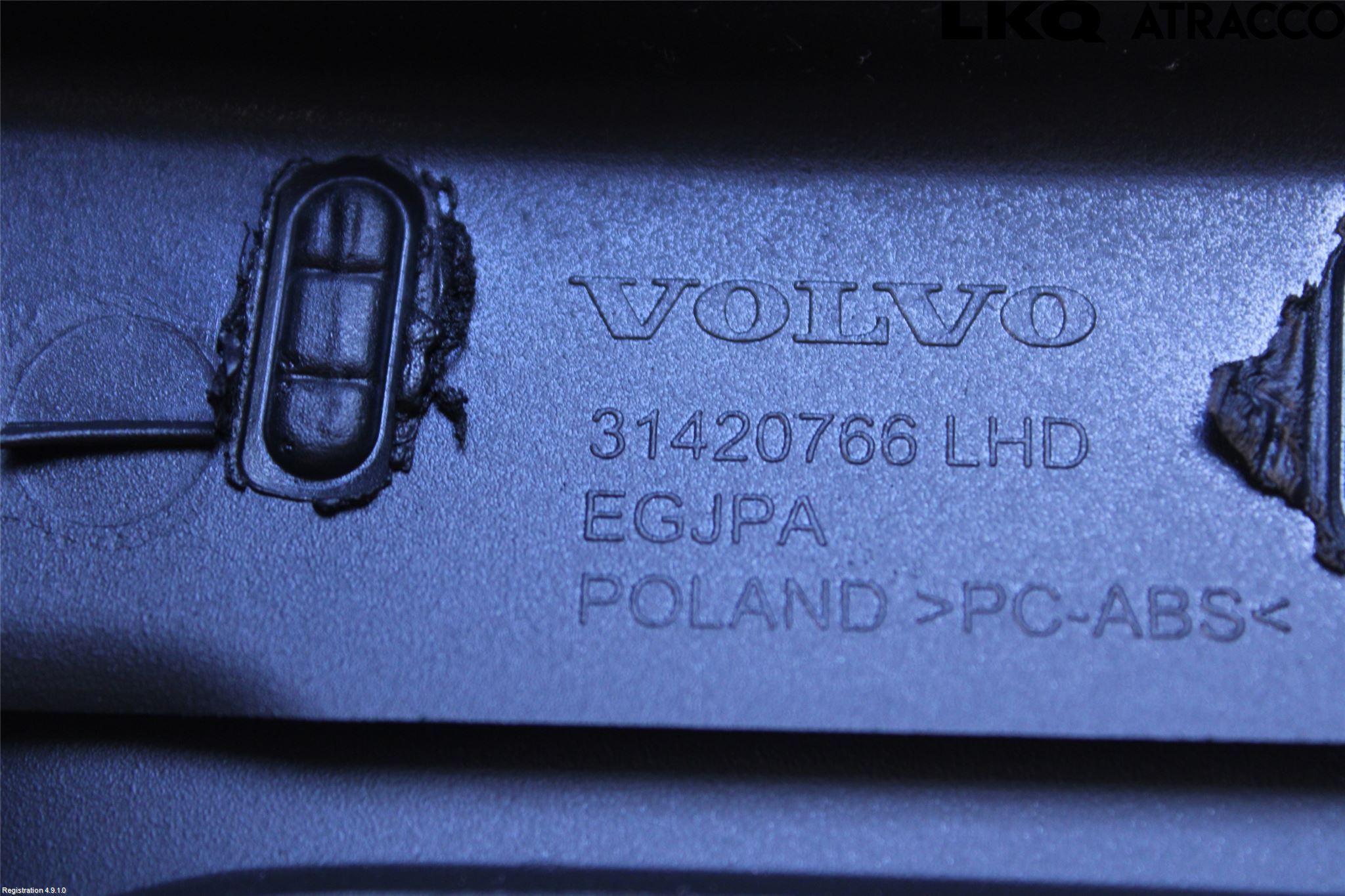 Volvo V60 19- Instrumentkonsoll Mitt