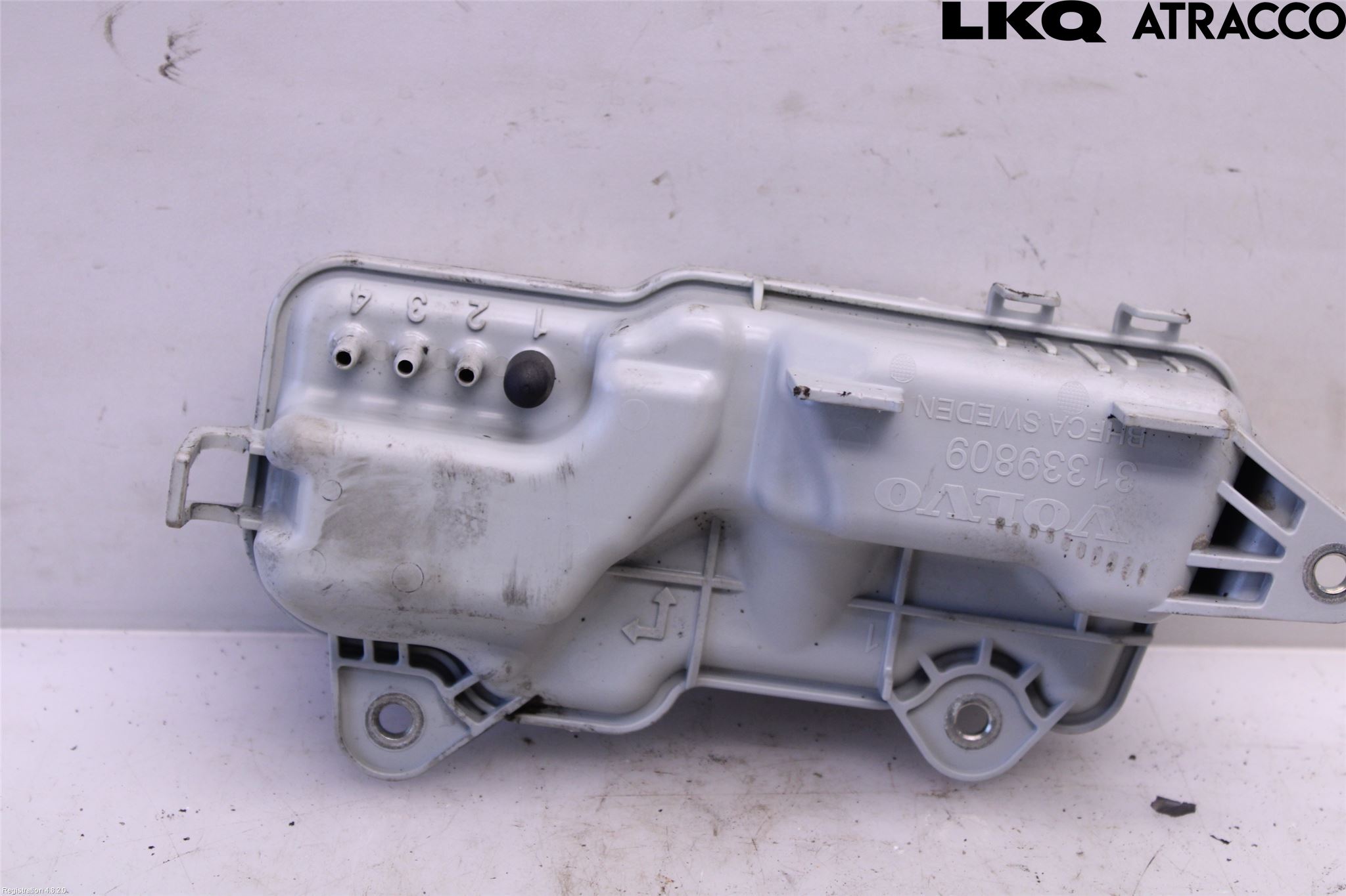 Volvo V40 CROSS COUNTRY 13-19 Vacuumtank
